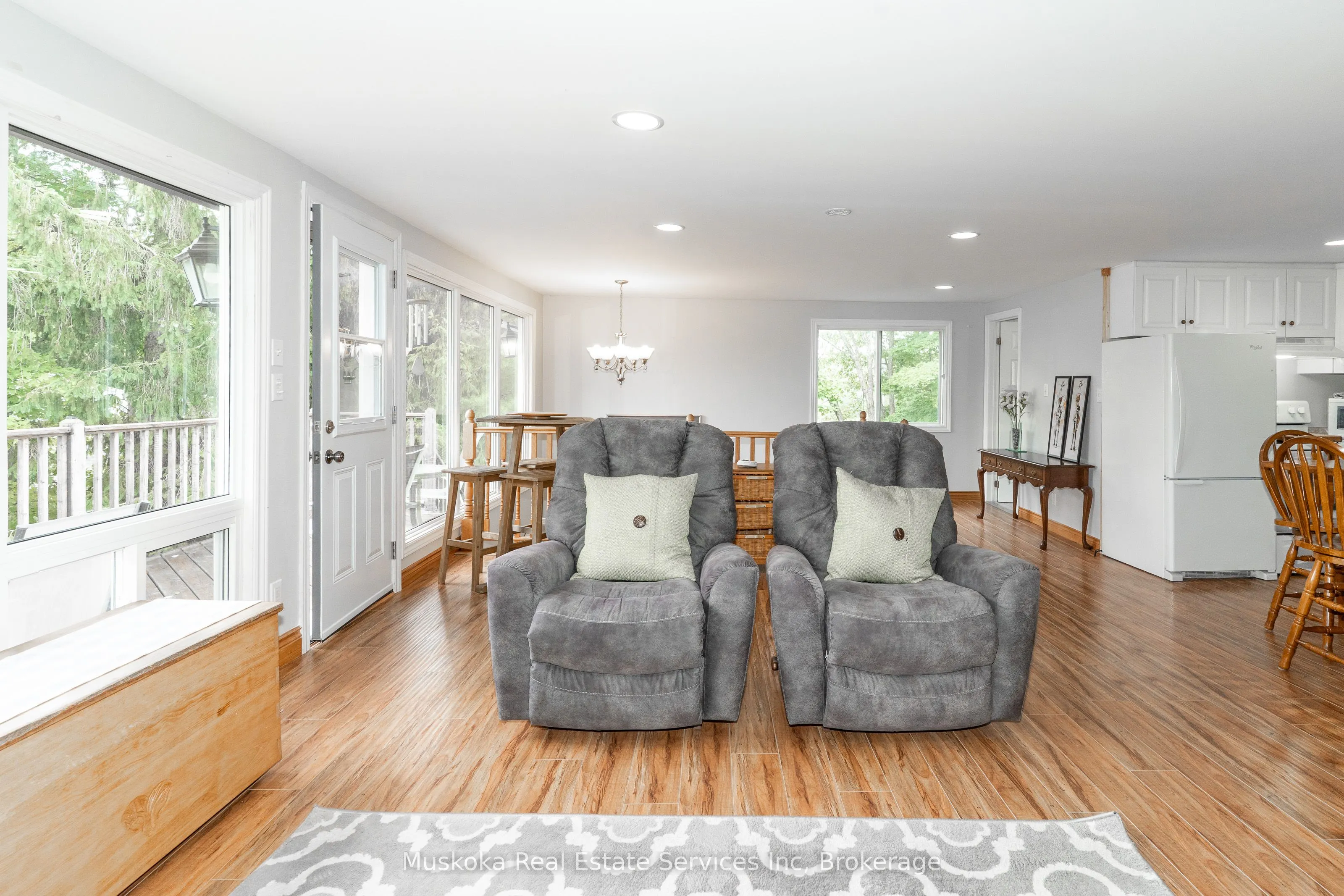 250 Wapaska Crescent