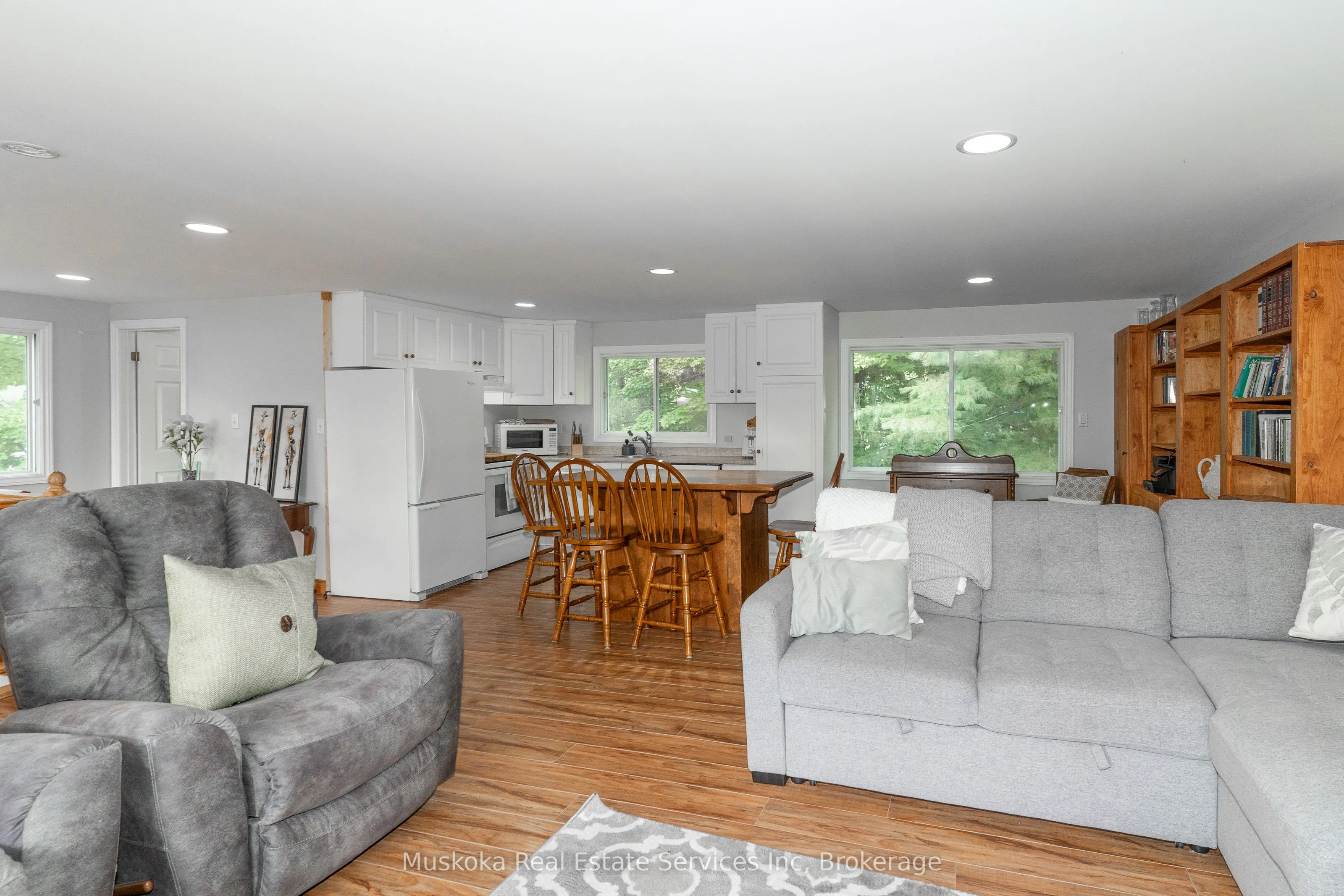 250 Wapaska Crescent