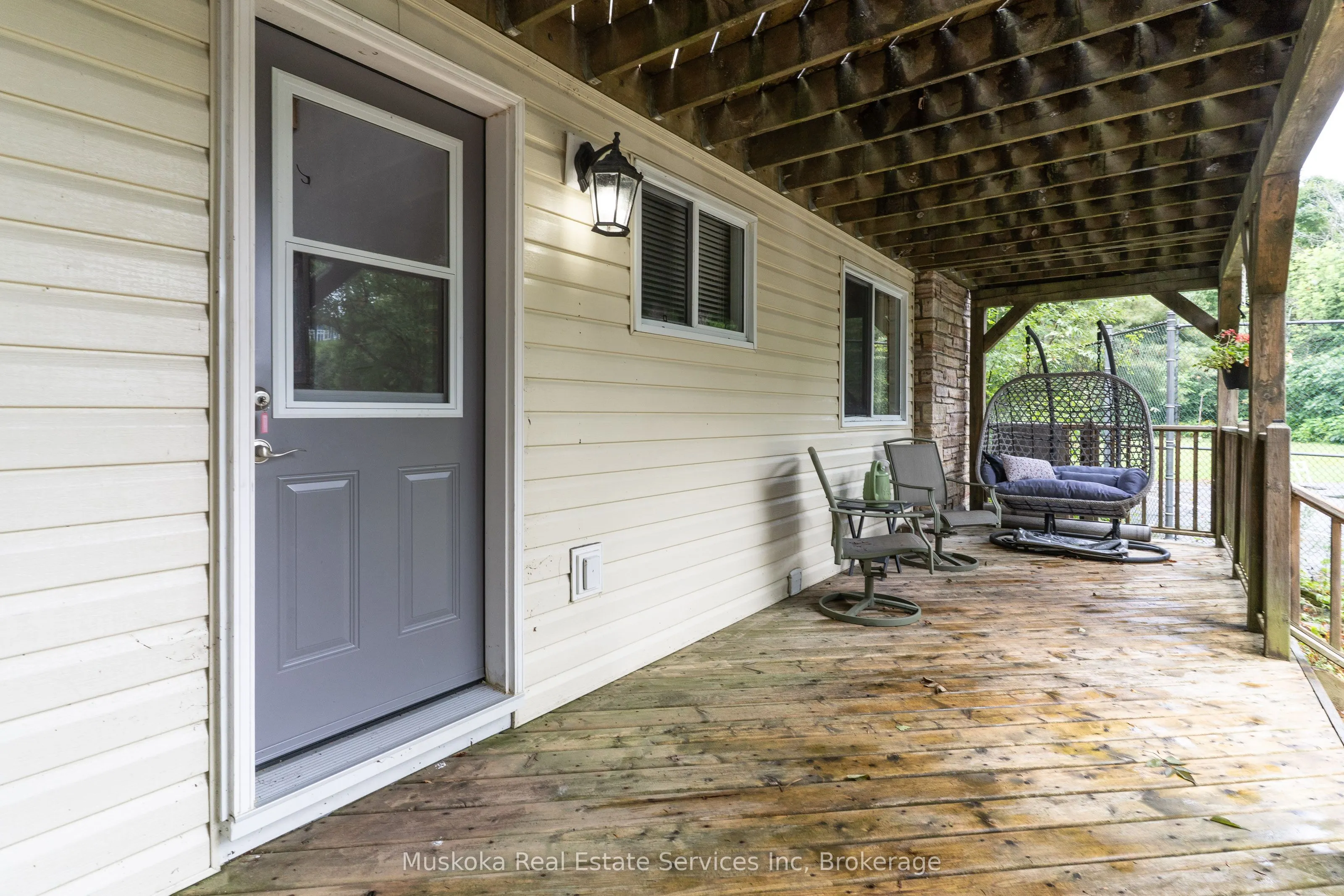 250 Wapaska Crescent