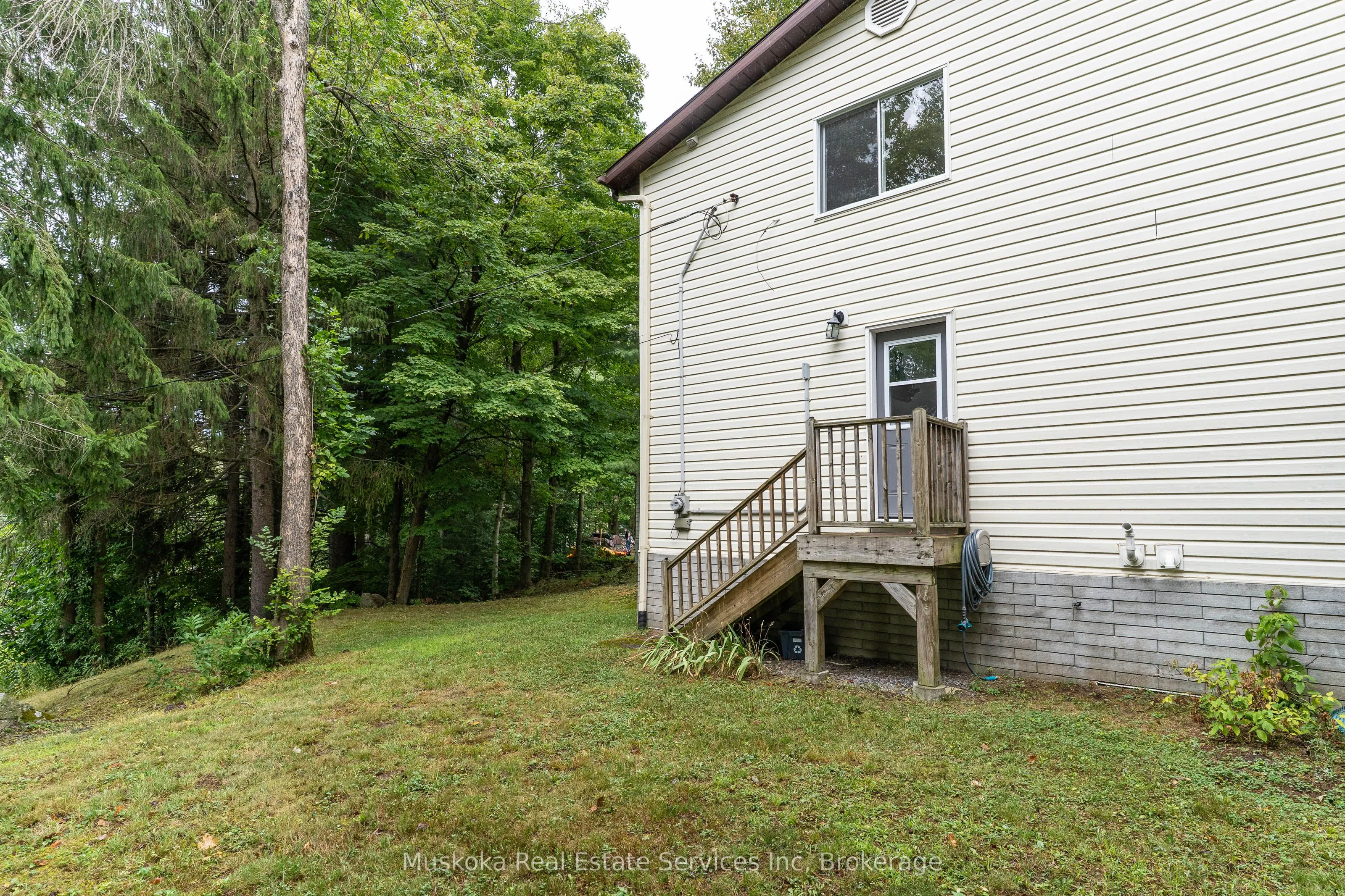 250 Wapaska Crescent