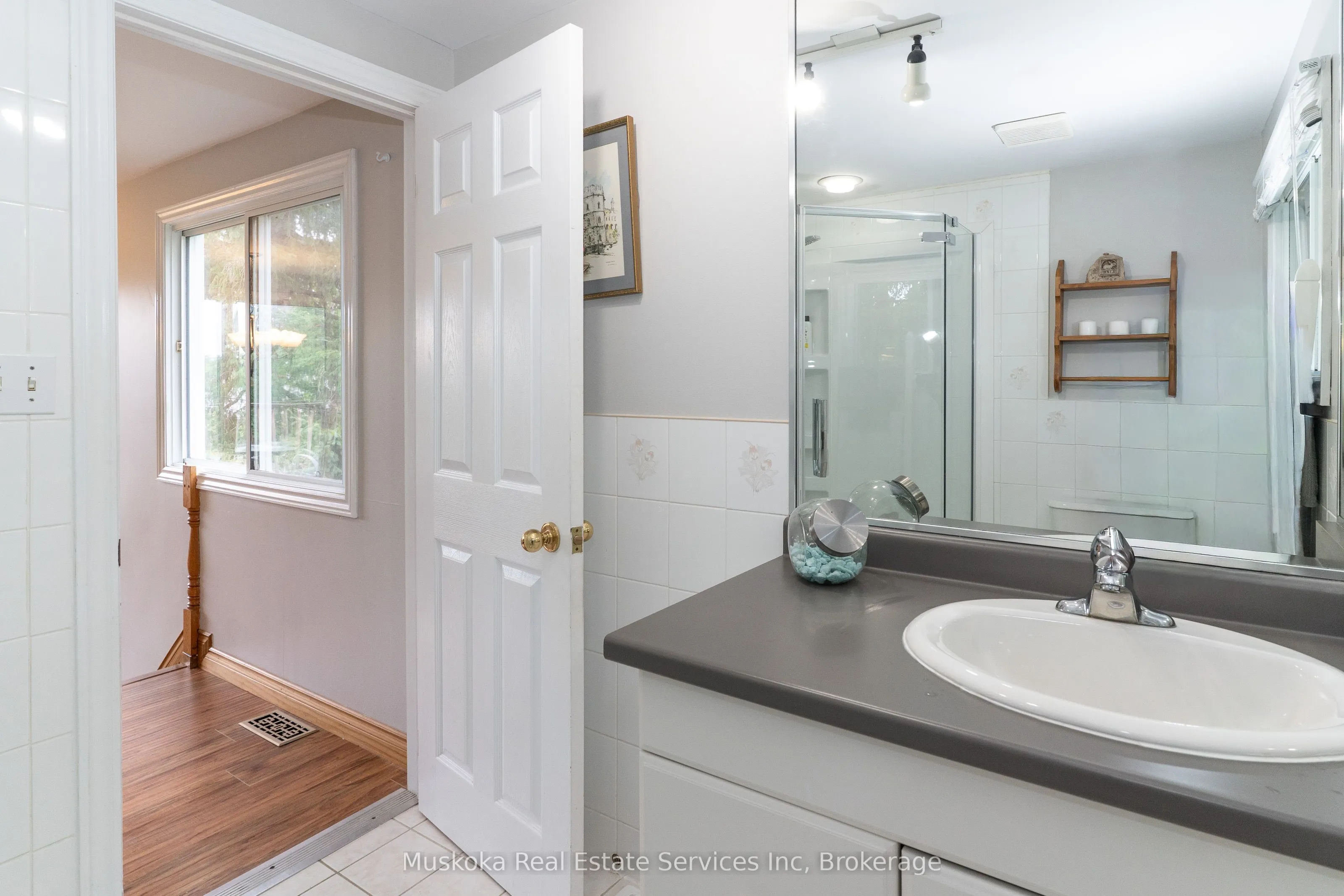250 Wapaska Crescent