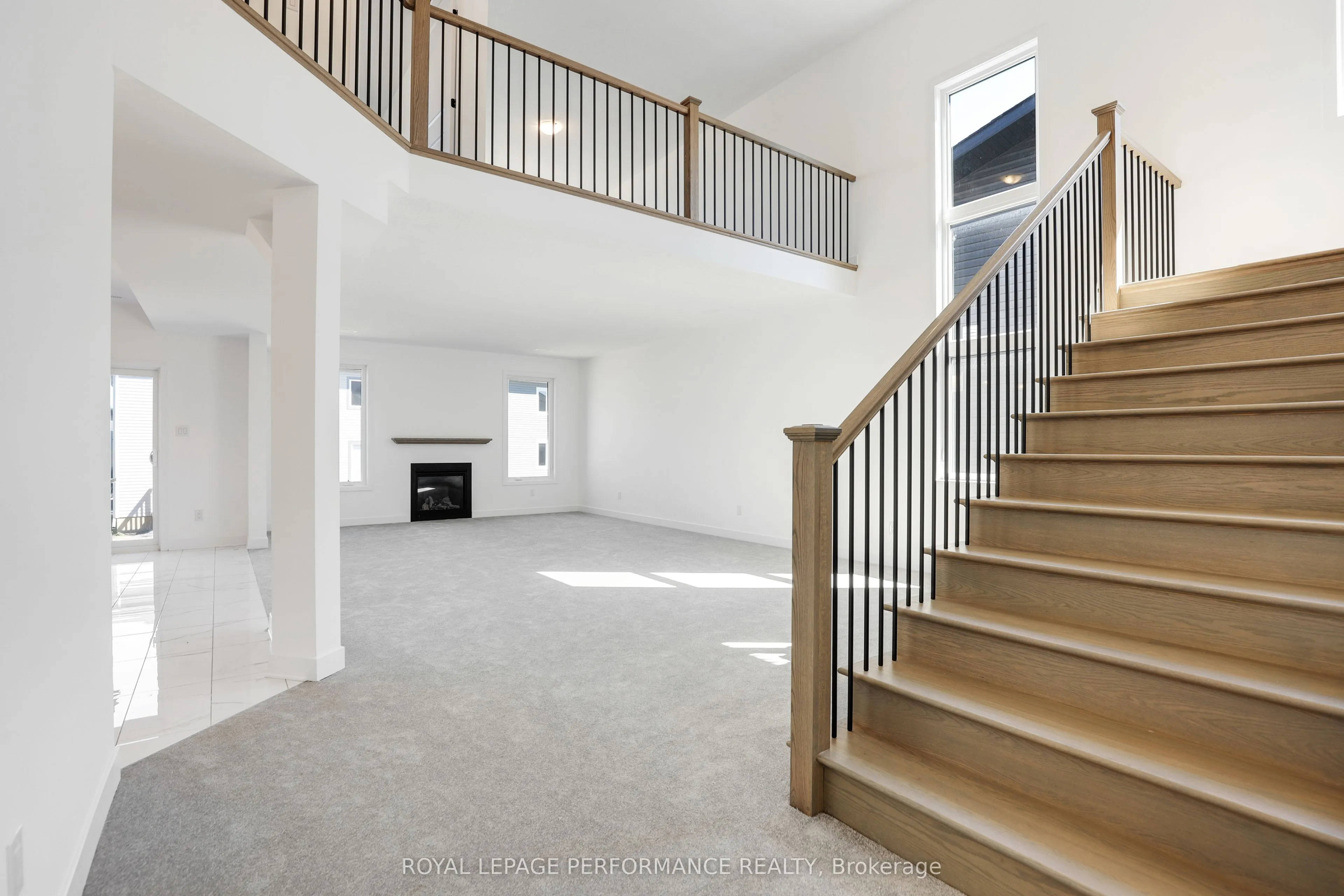 32 DUN SKIPPER Way, #A
