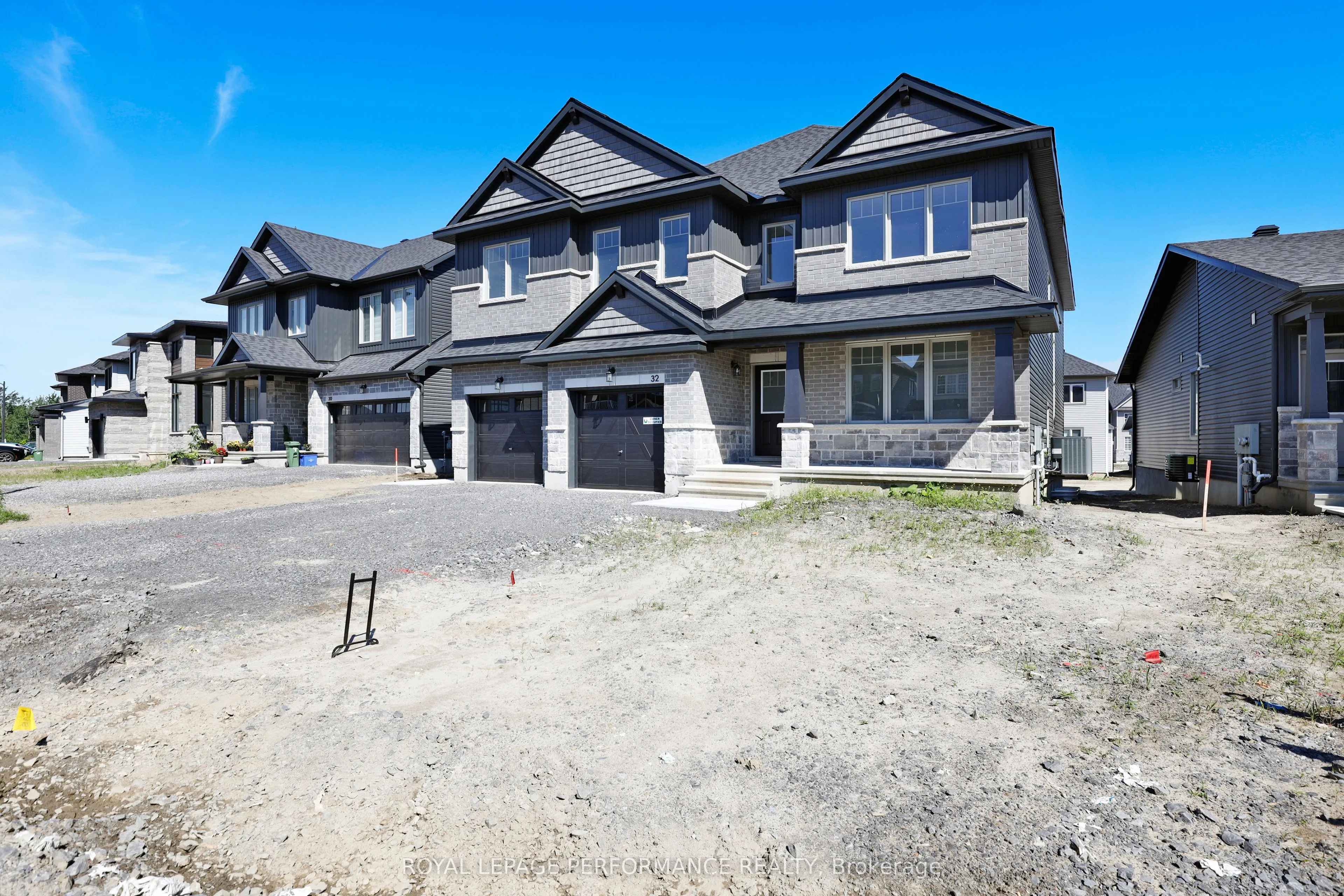 32 DUN SKIPPER Way, #A