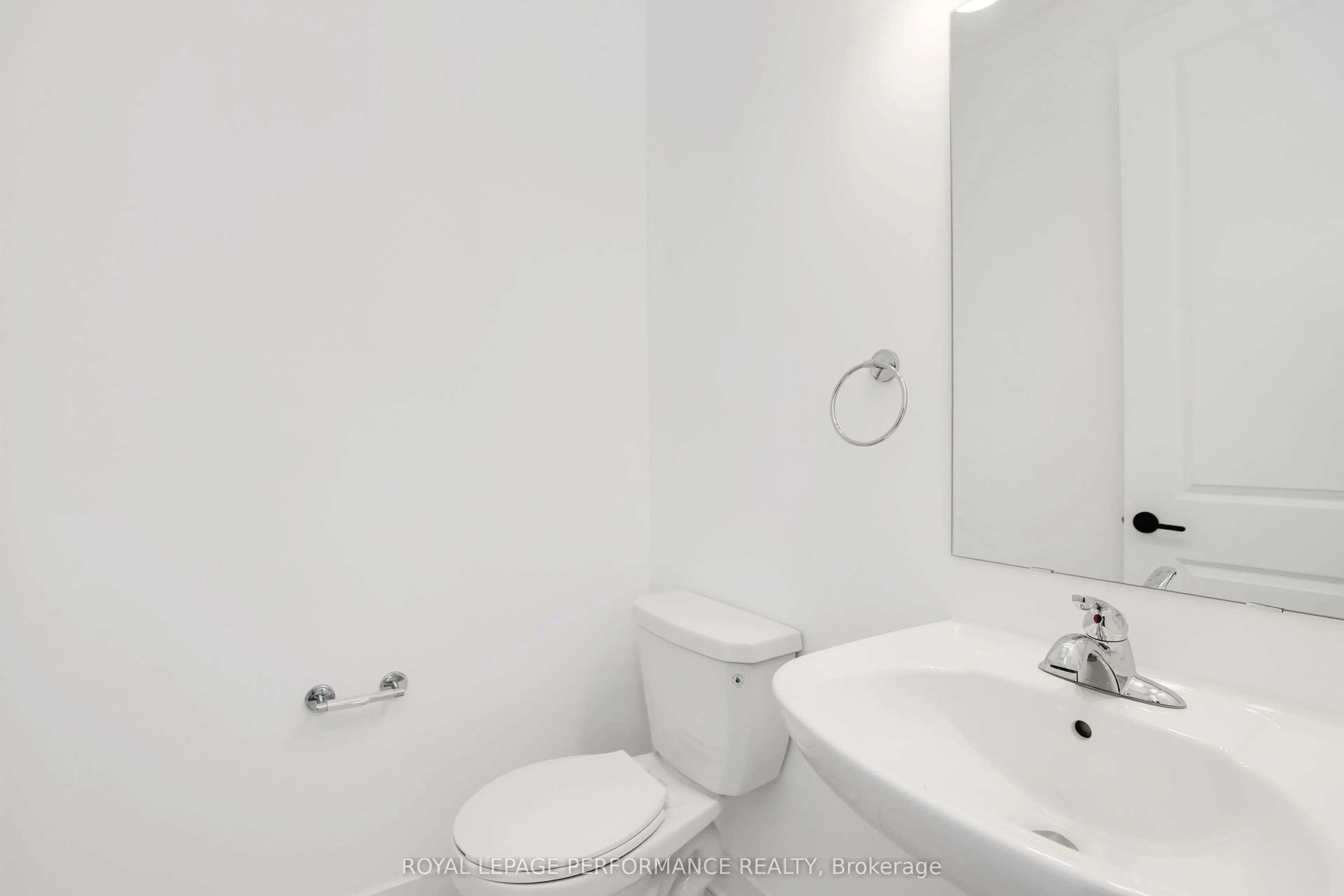 32 DUN SKIPPER Way, #A