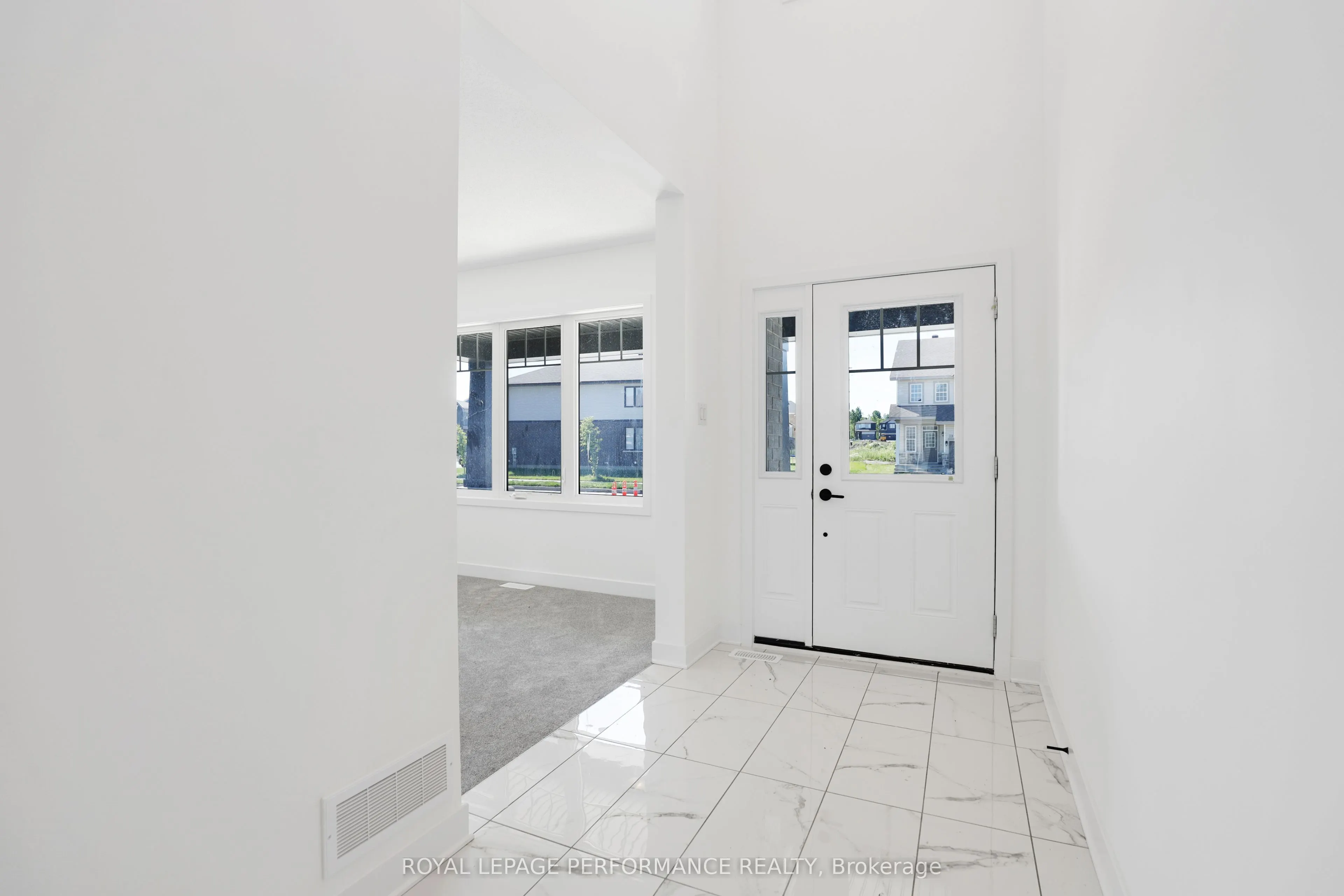 32 DUN SKIPPER Way, #A