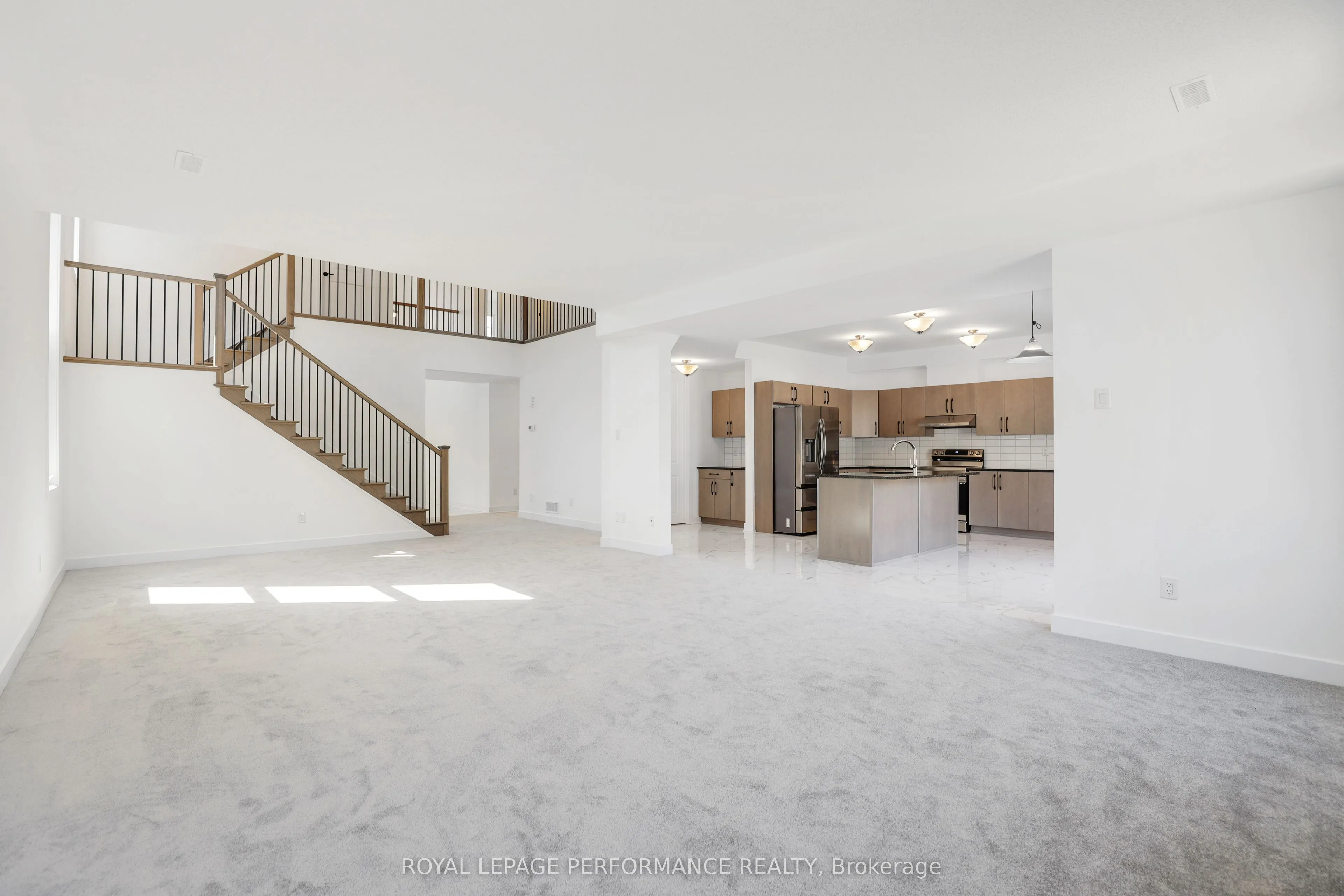 32 DUN SKIPPER Way, #A