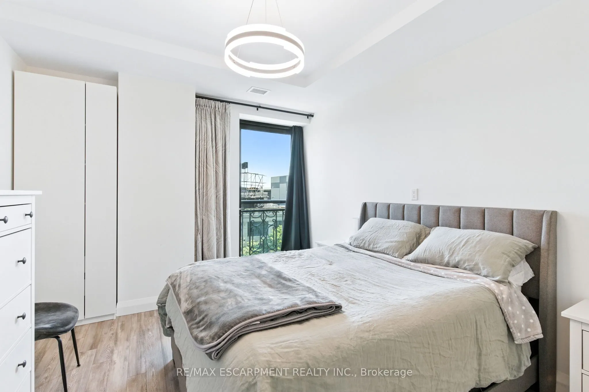 118 King Street E, #523