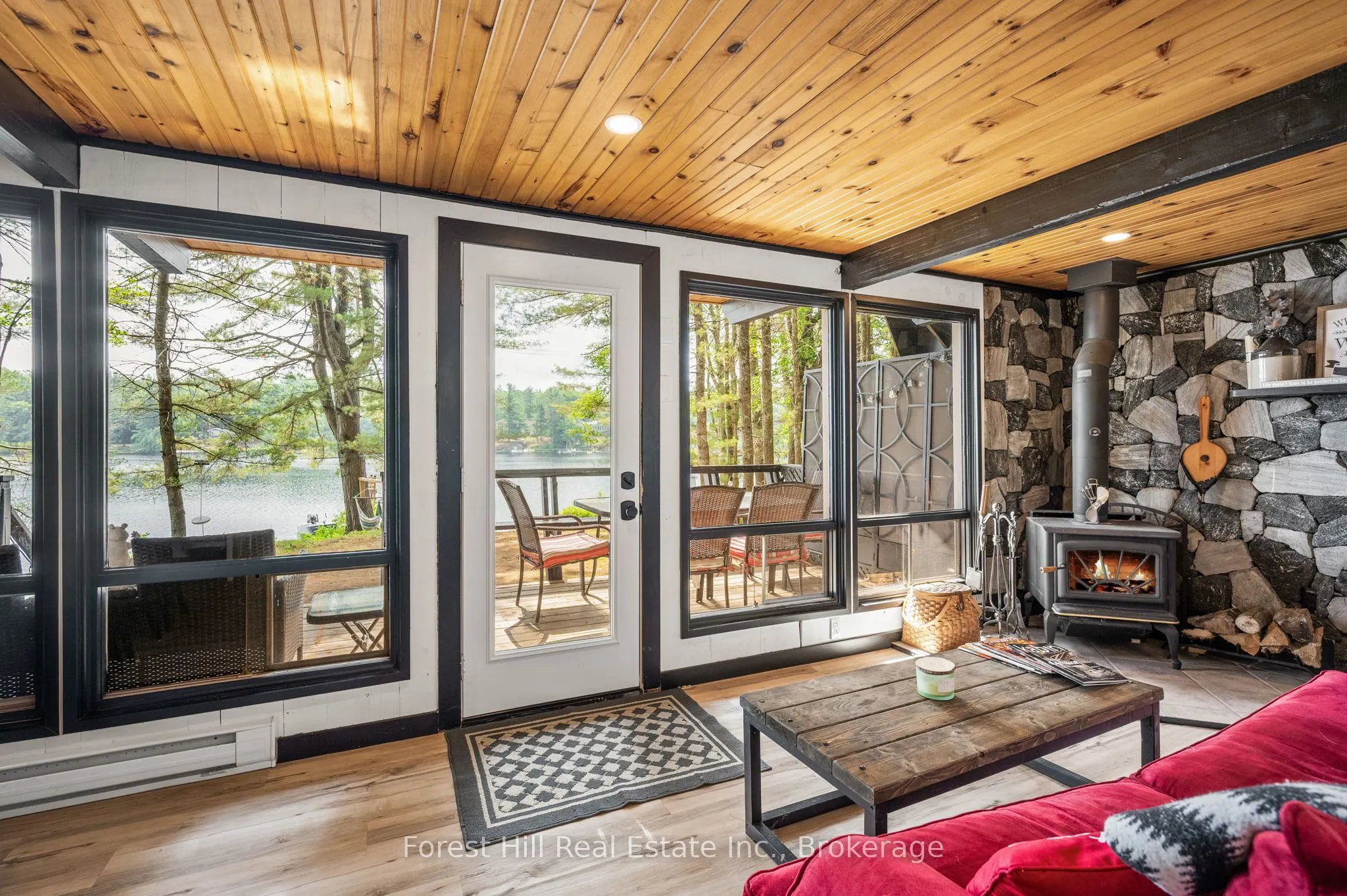 1099 Bracken Trail