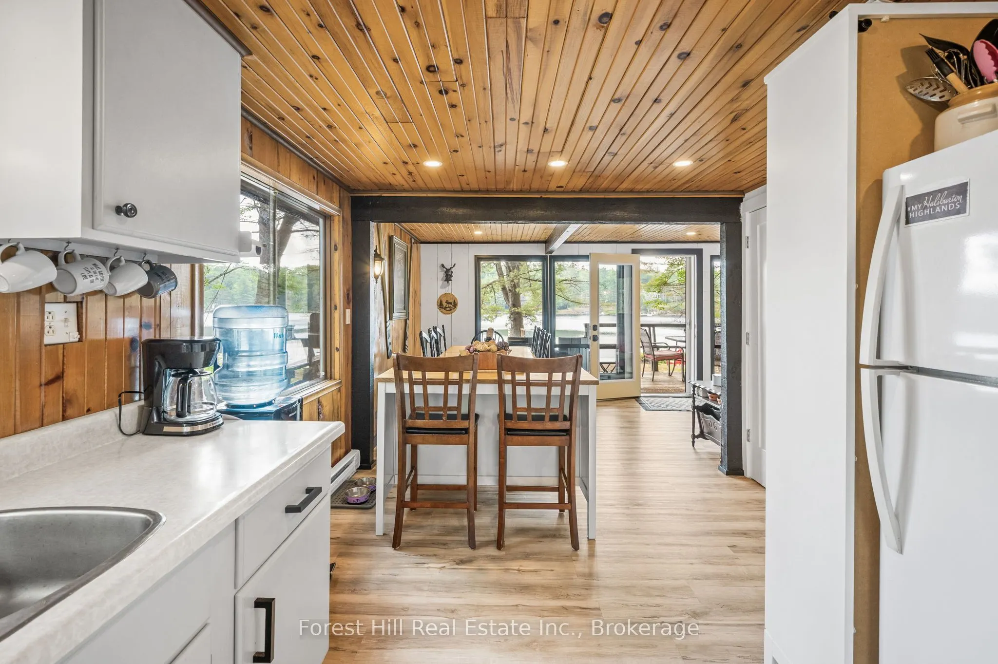1099 Bracken Trail