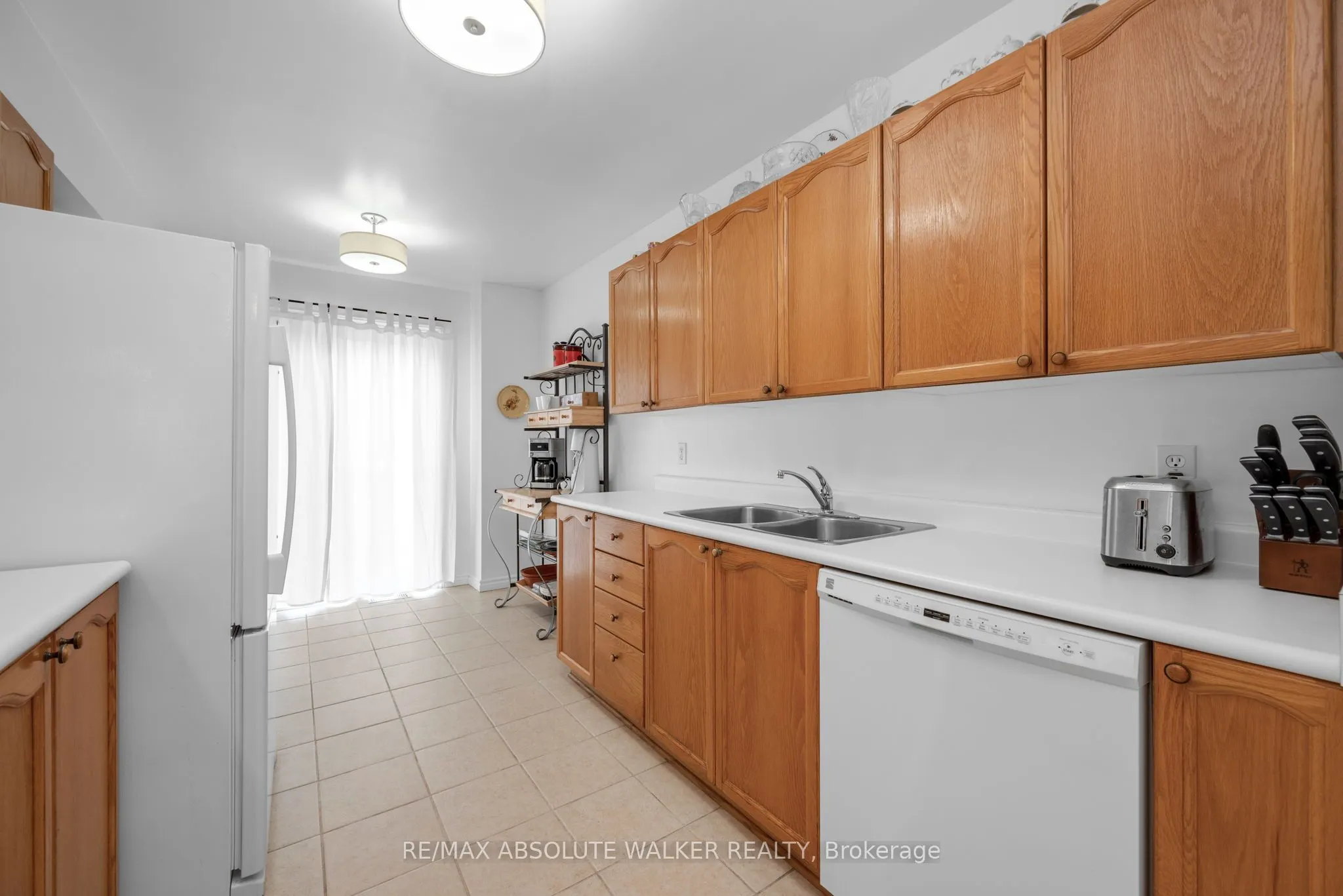 757 Clearcrest Crescent