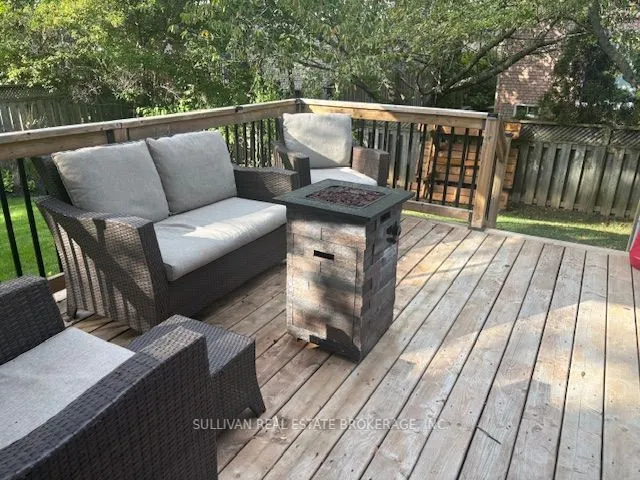 17 Rockhaven Lane