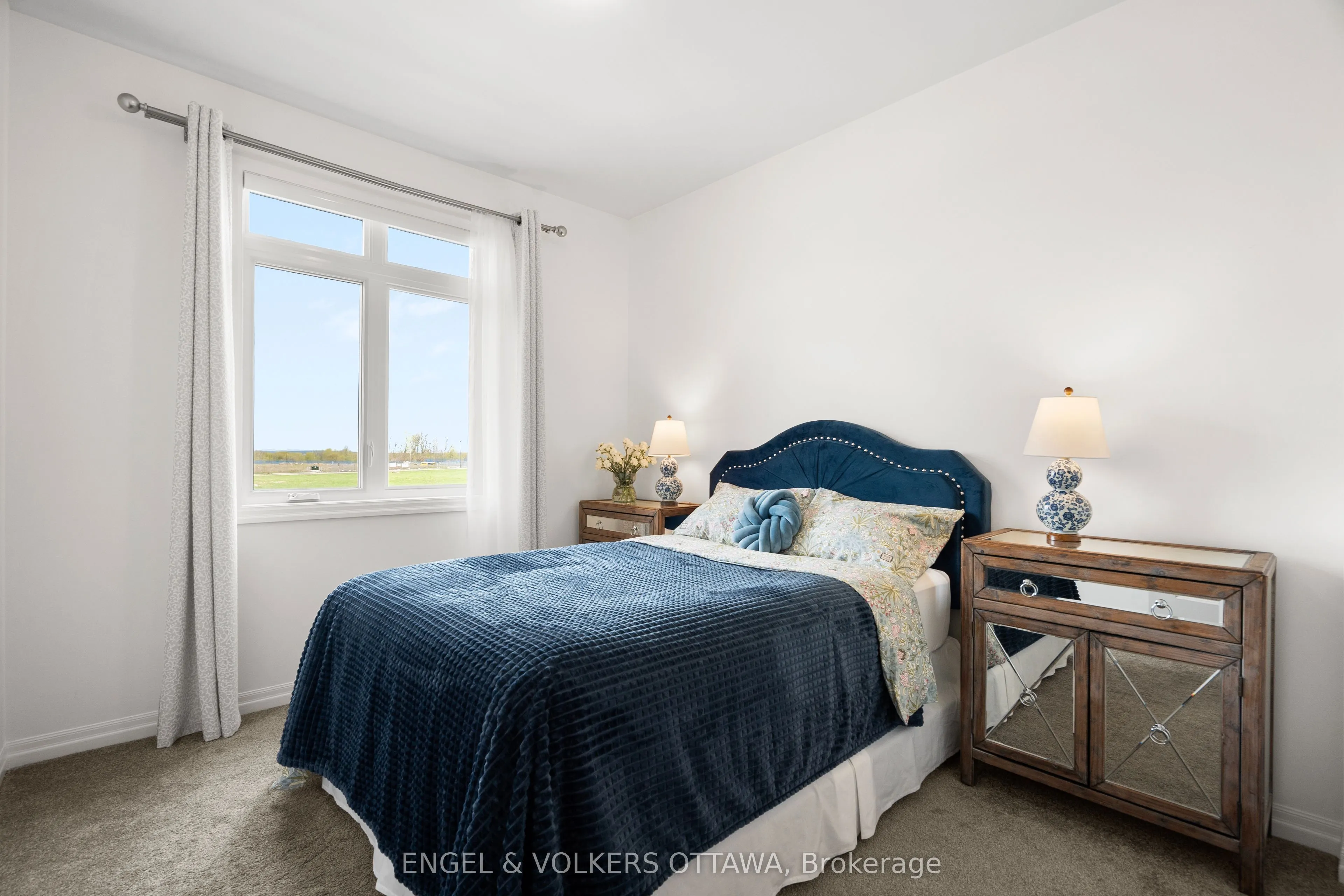 606 Mikinak Road