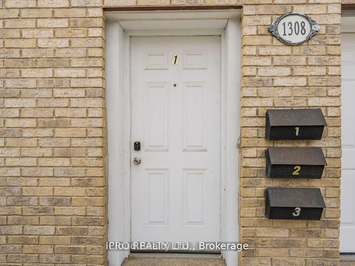 1308 King Street E