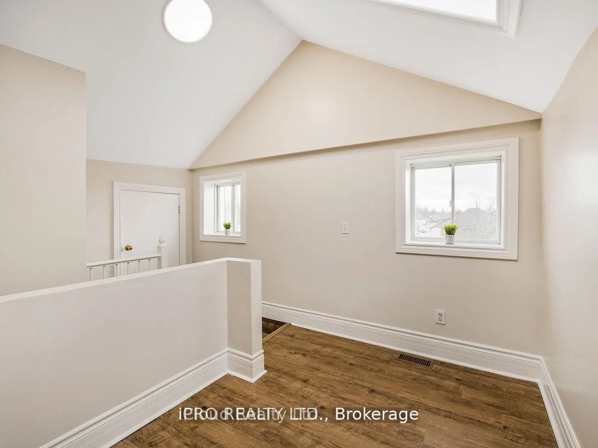 1308 King Street E
