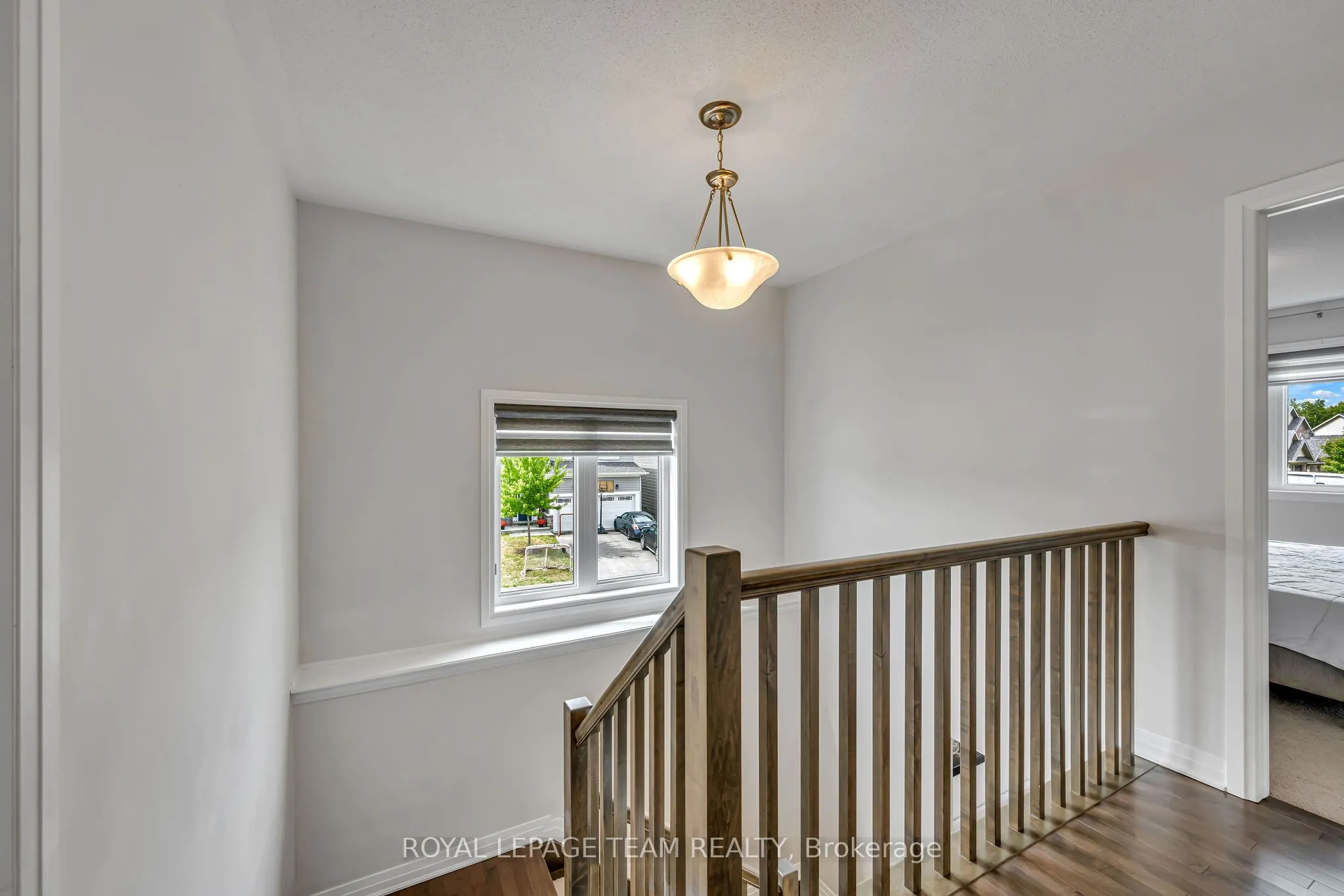 1201 De Pencier Drive
