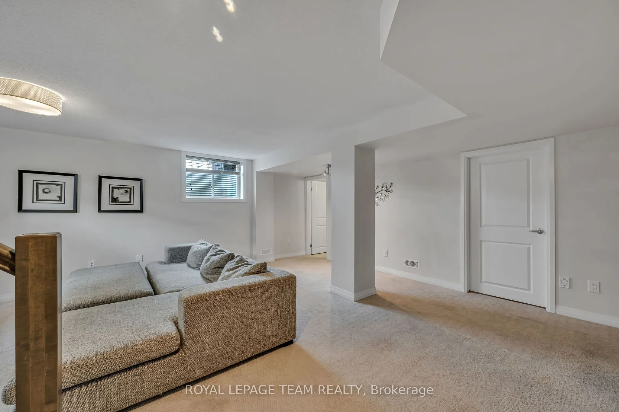 1201 De Pencier Drive
