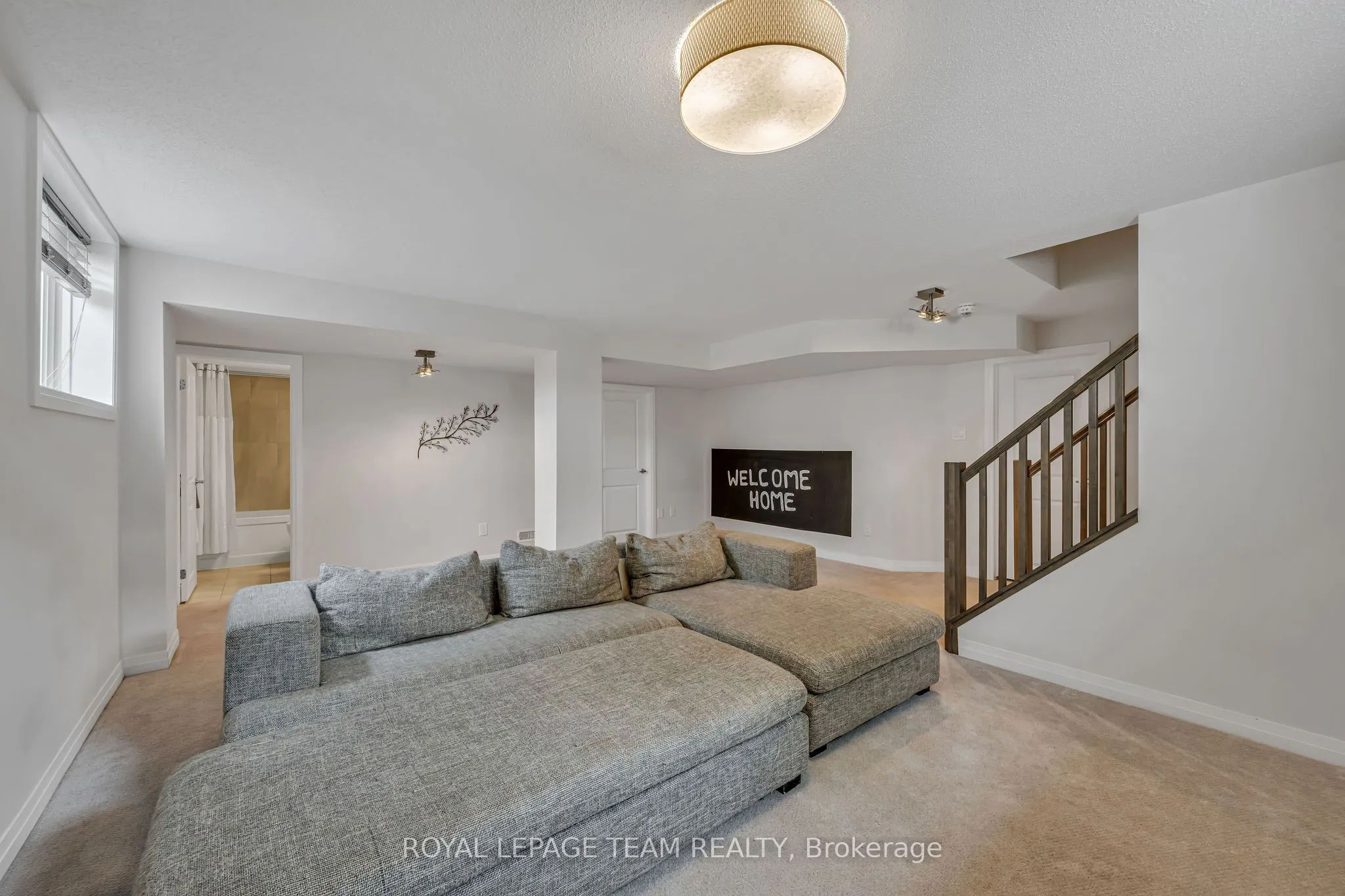 1201 De Pencier Drive