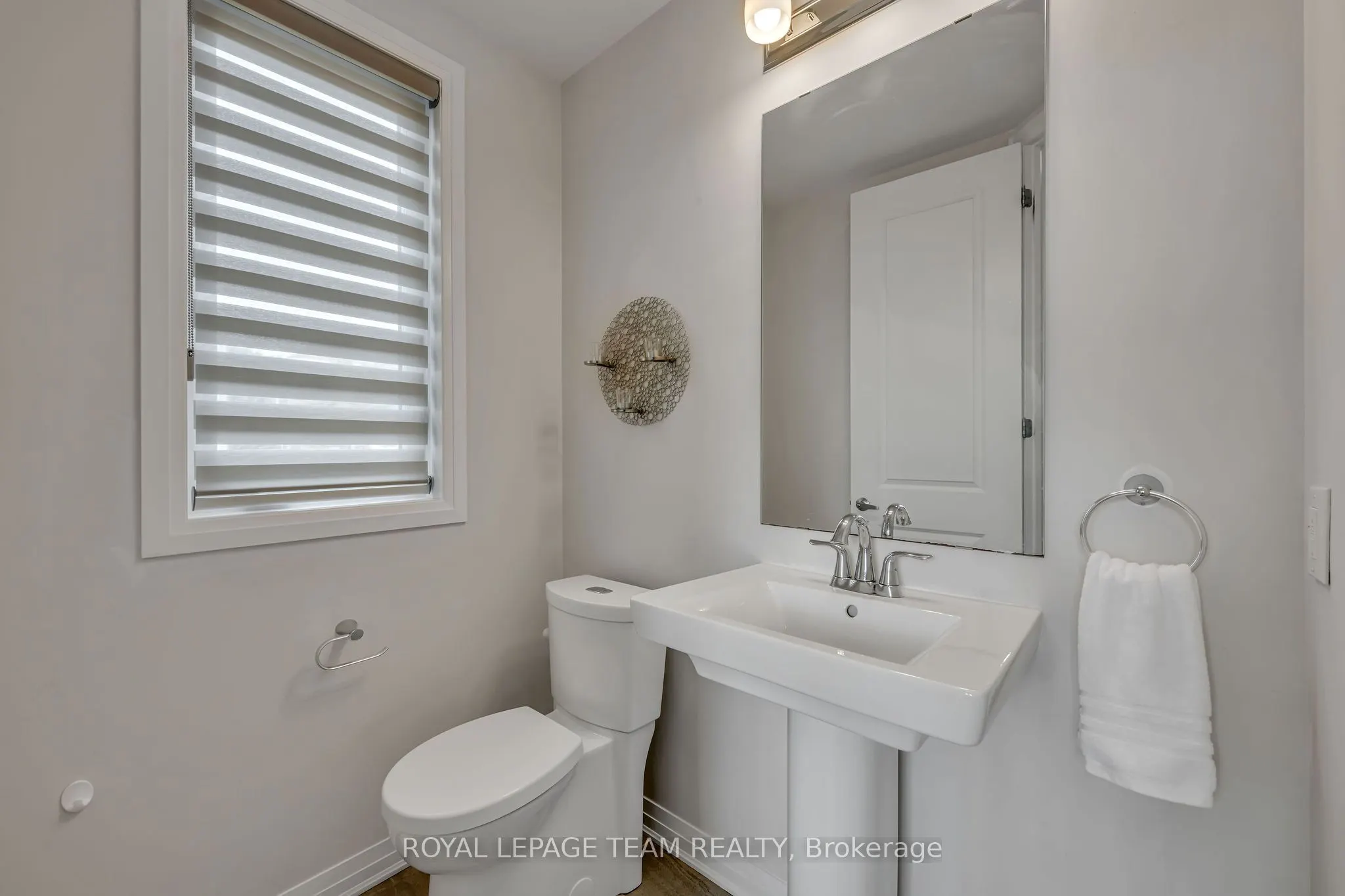 1201 De Pencier Drive