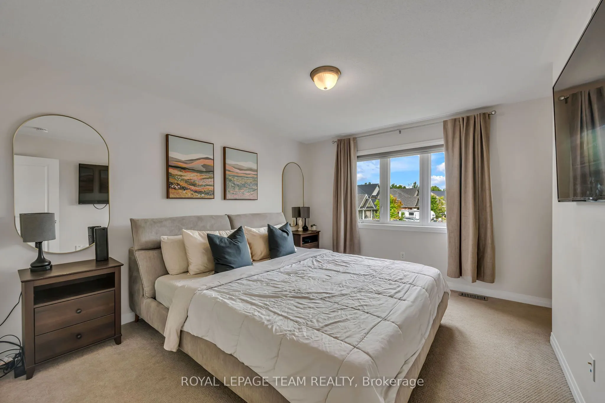 1201 De Pencier Drive