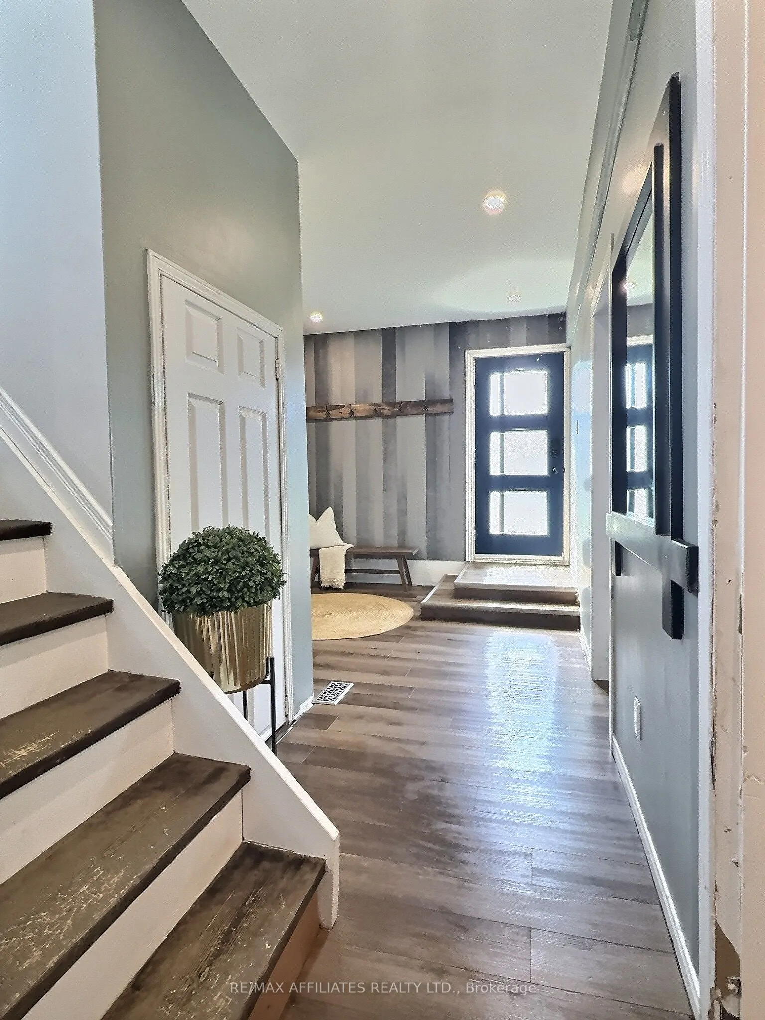 861 Louis Ernest Road