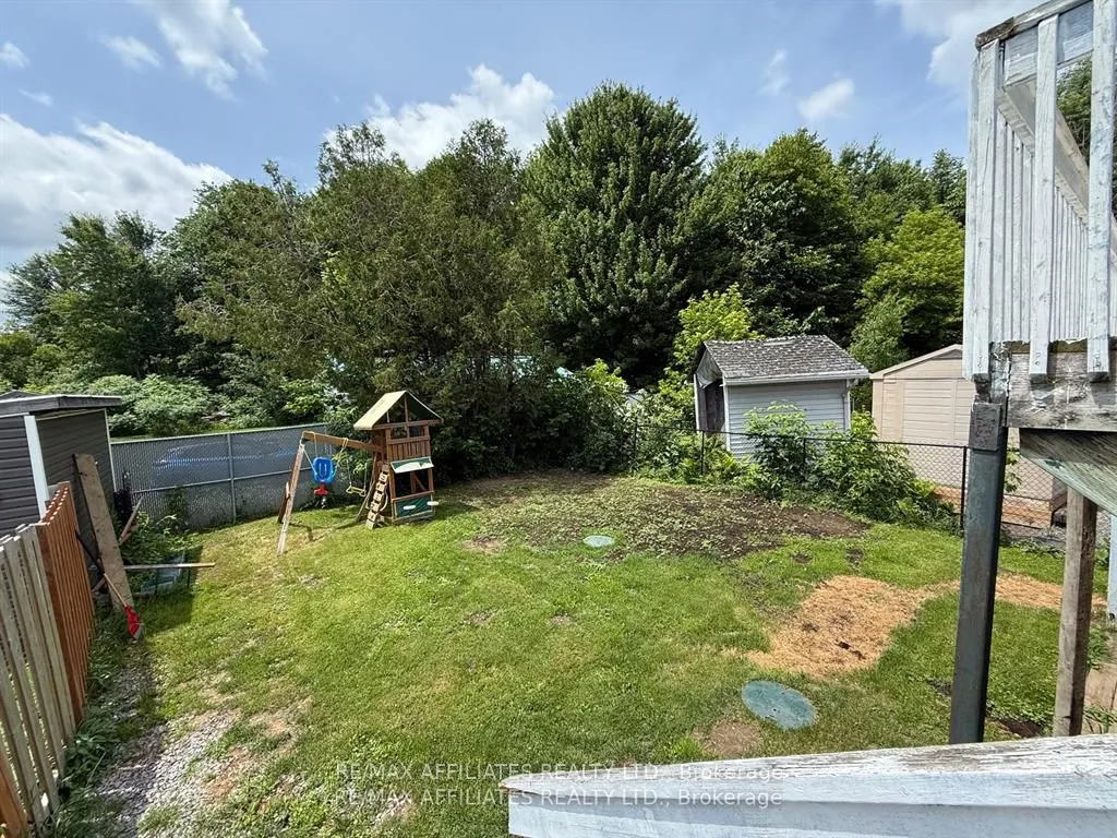 861 Louis Ernest Road