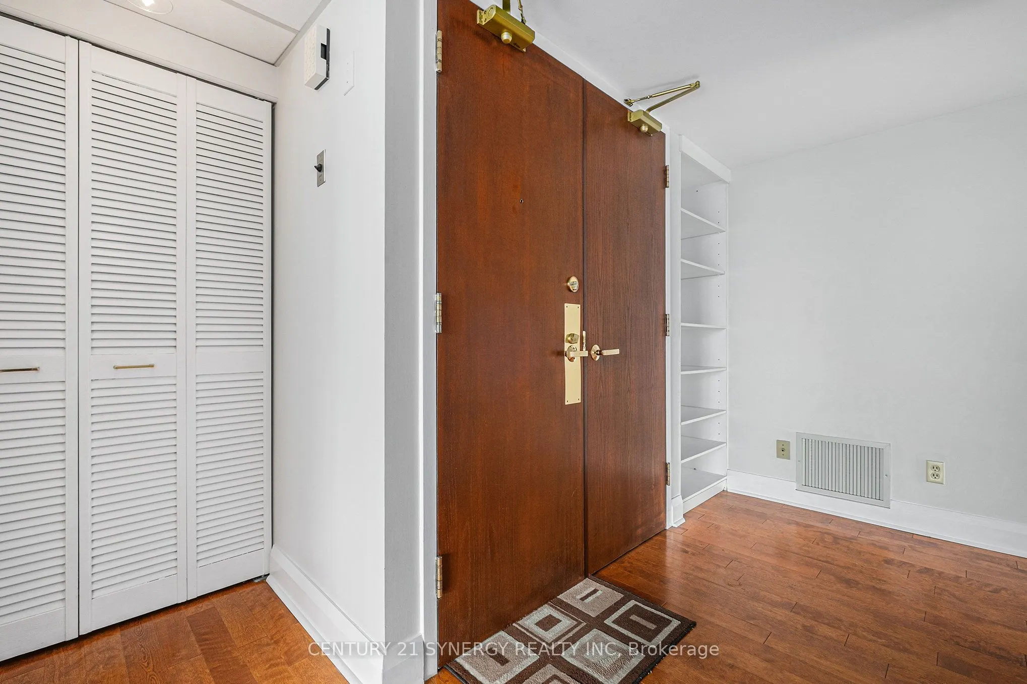 160 George Street, #2202