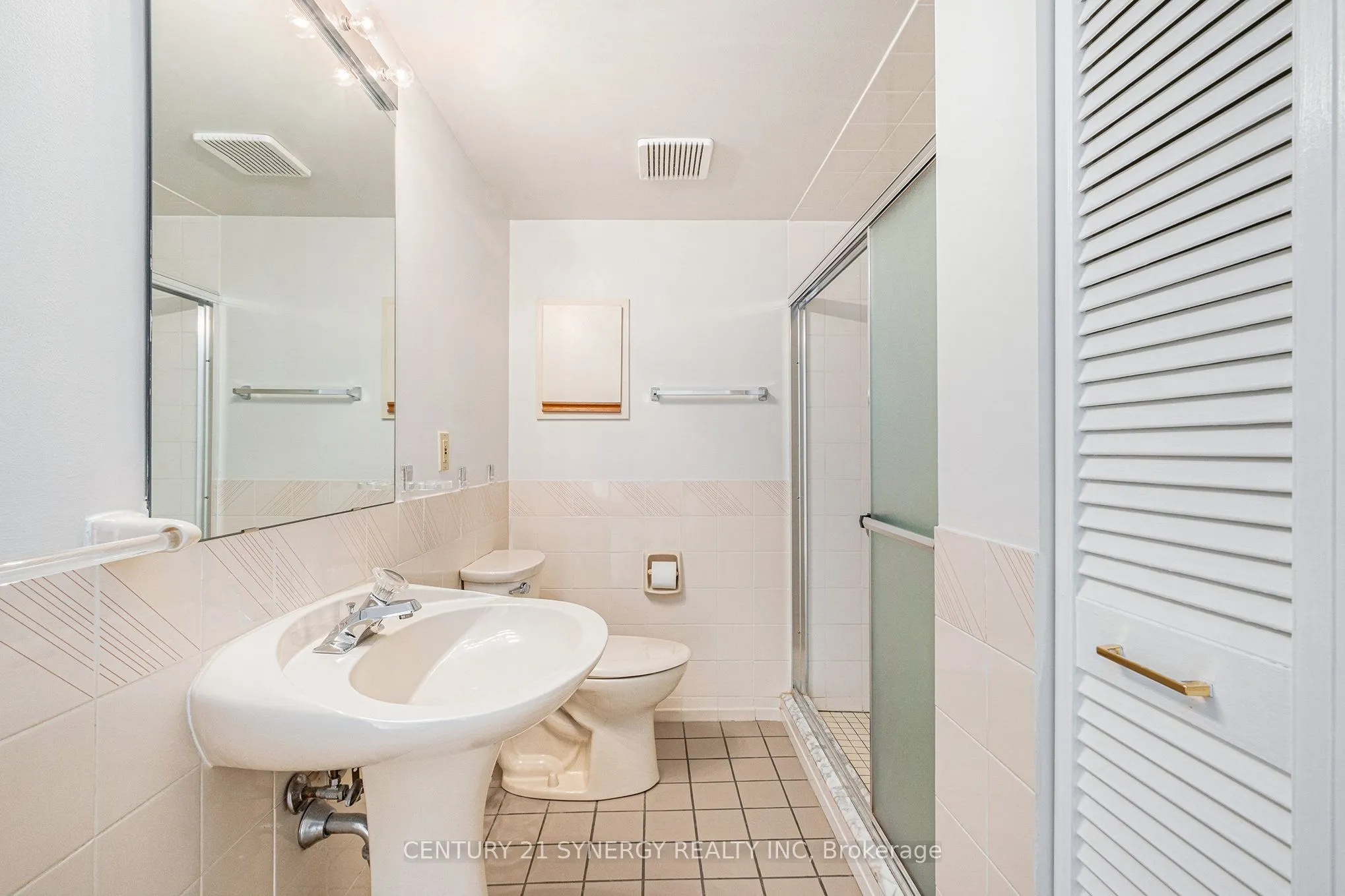 160 George Street, #2202