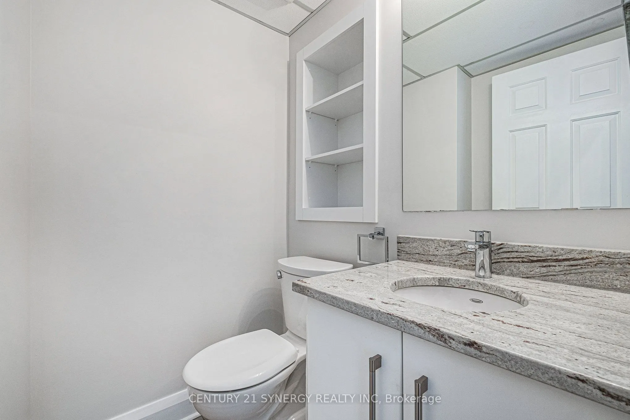 160 George Street, #2202