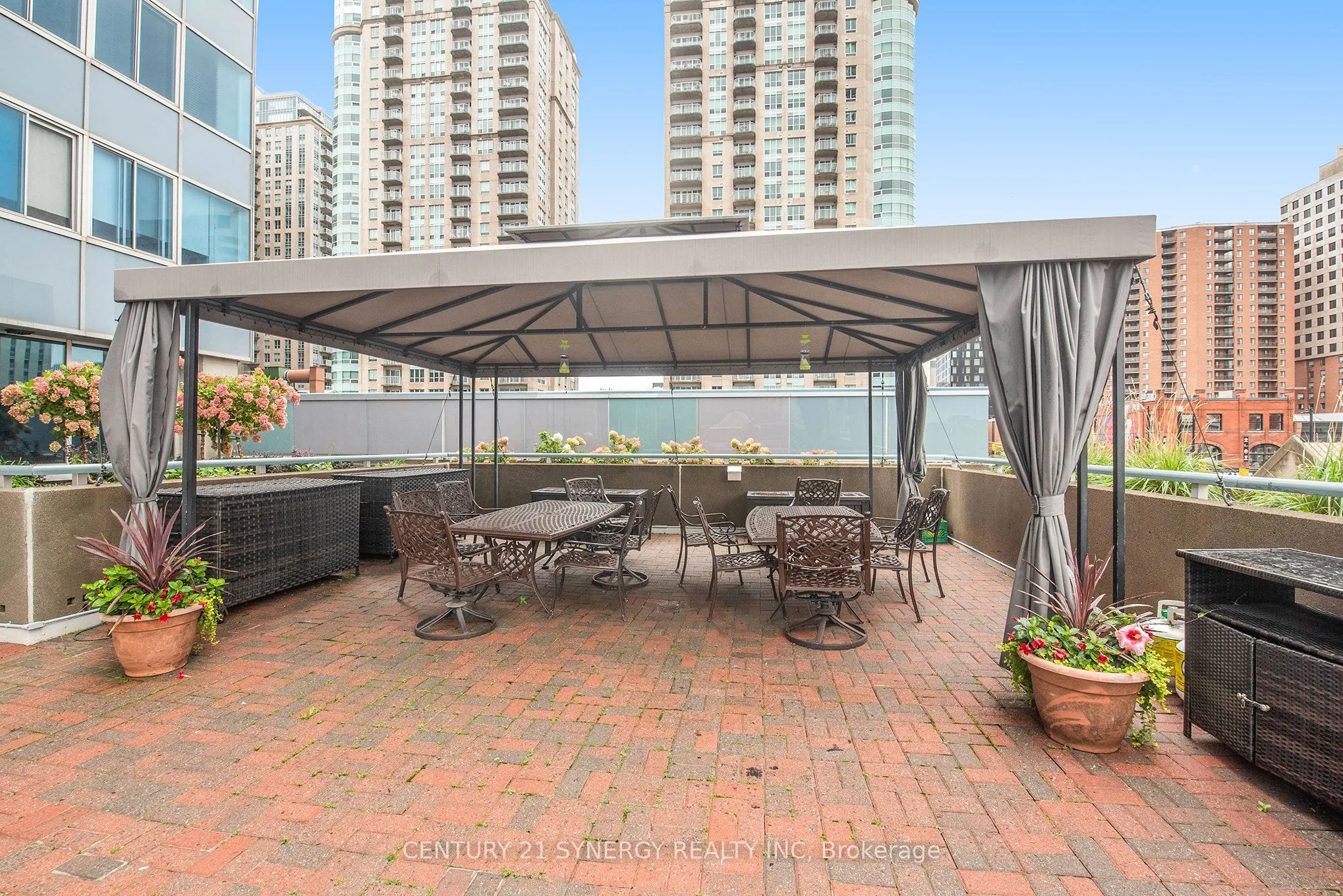 160 George Street, #2202