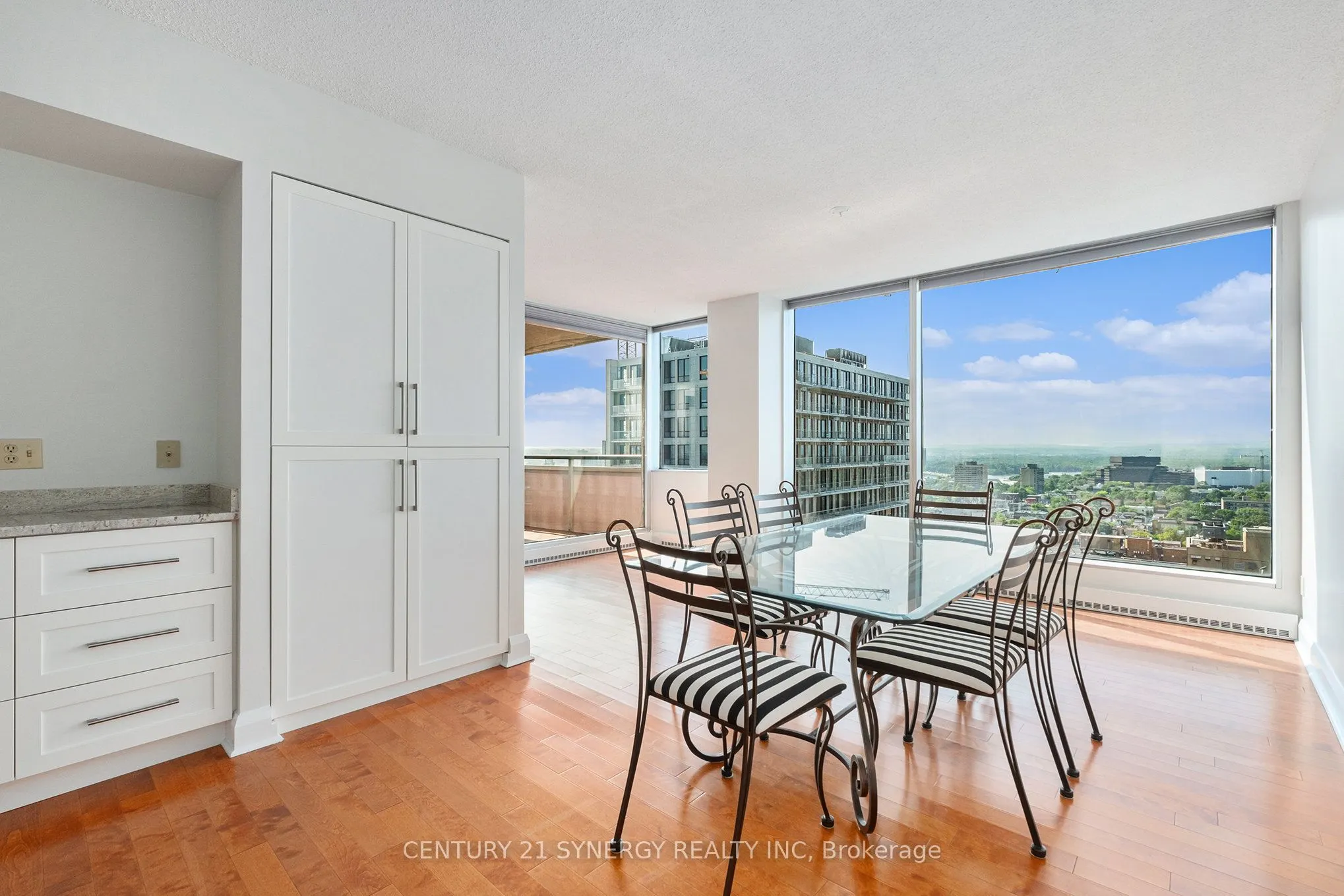 160 George Street, #2202