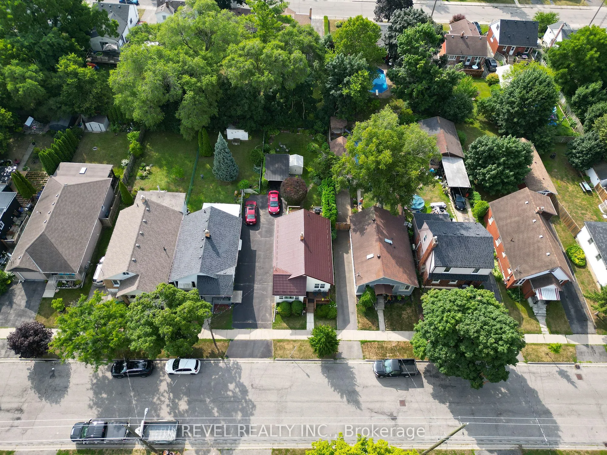 102 Walnut Street