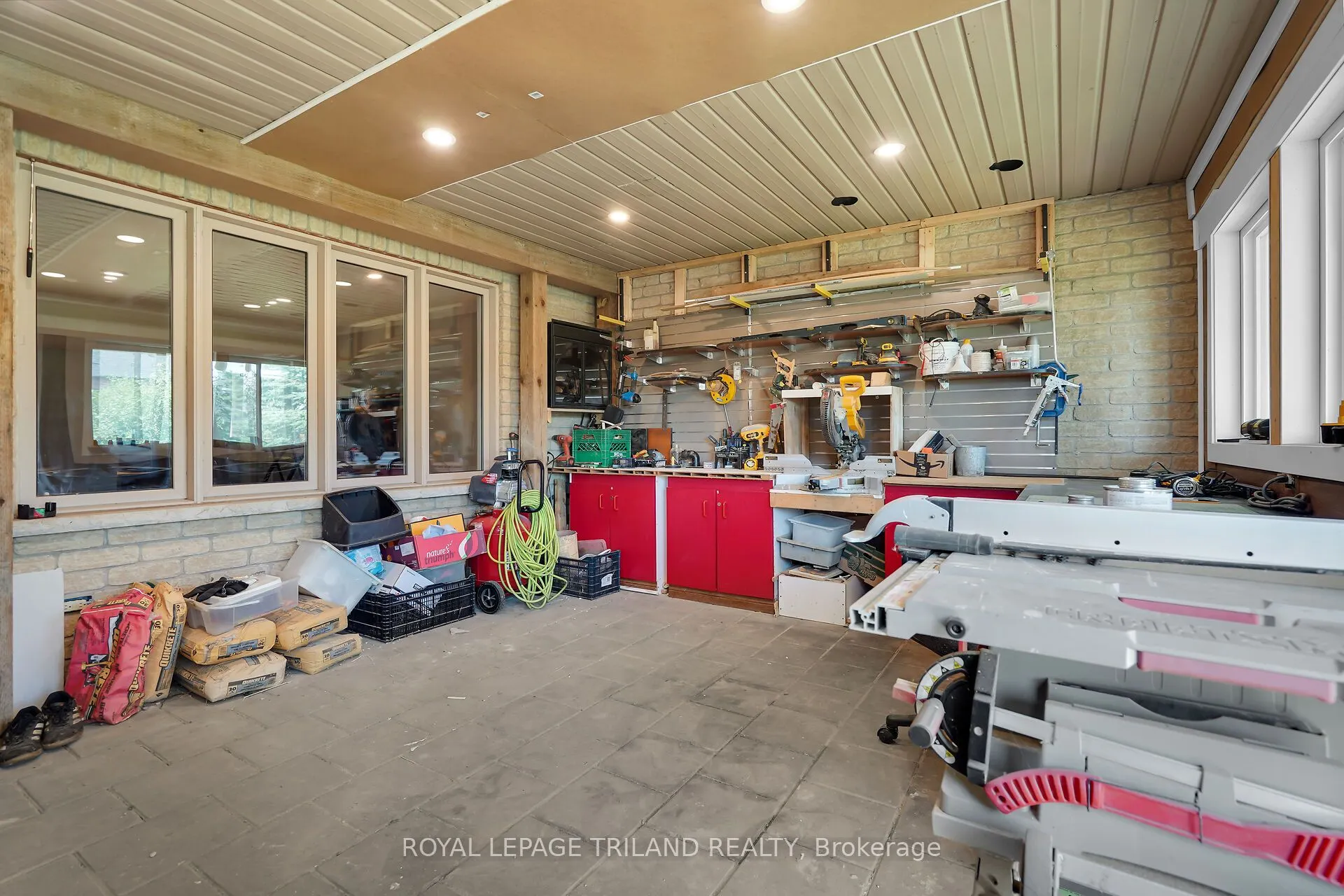 7119 Clayton Walk