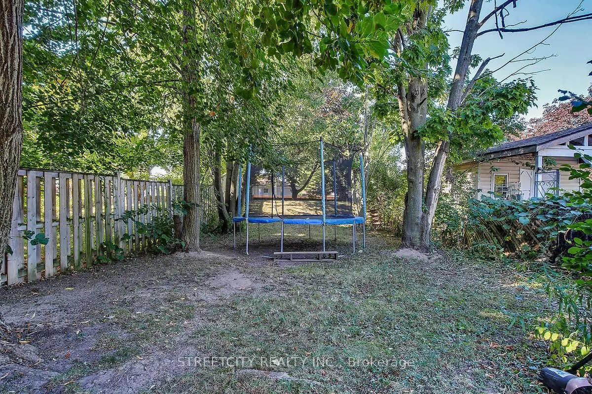 52 Adswood Road