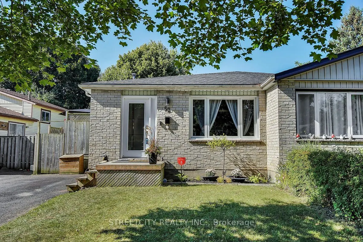 52 Adswood Road