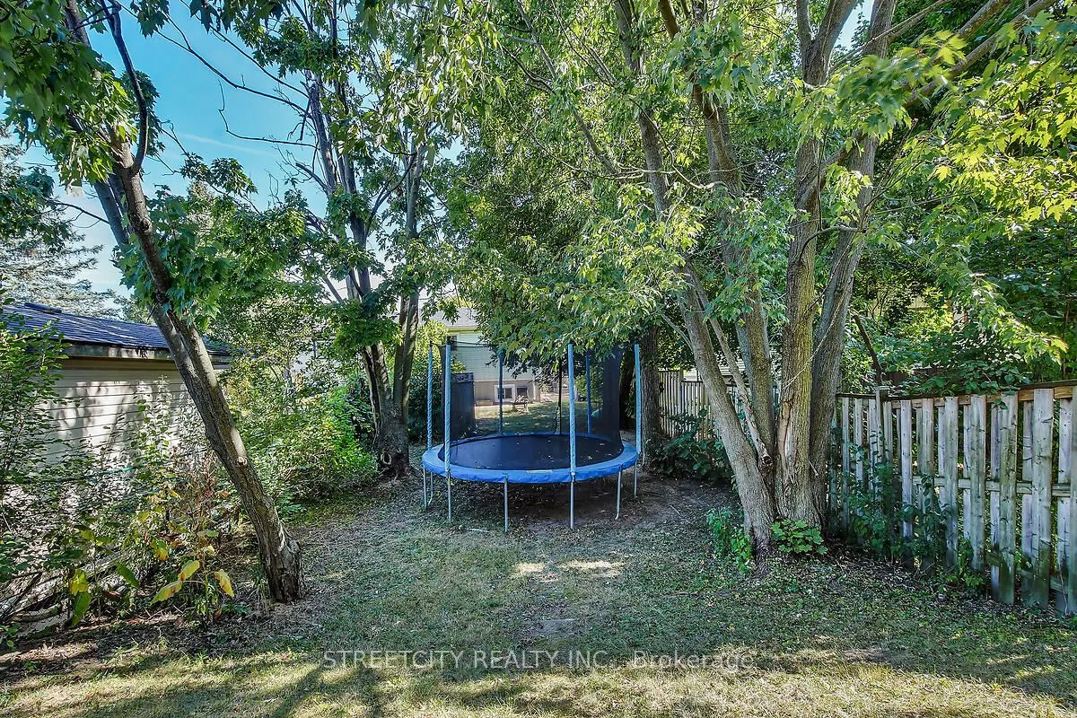 52 Adswood Road