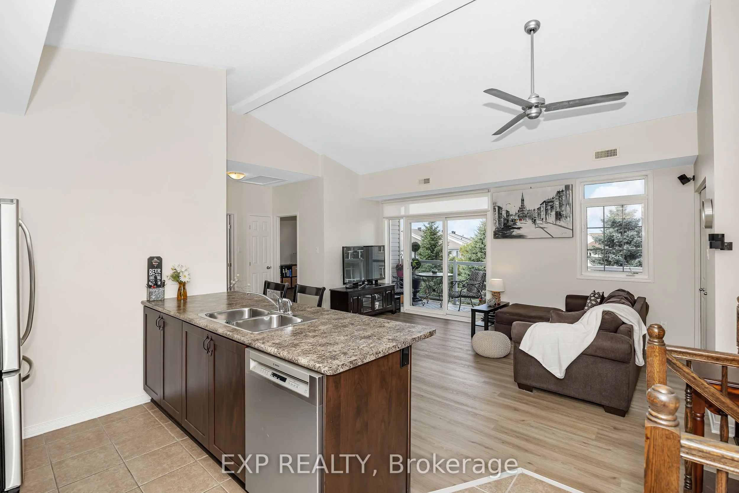 107 Artesa Private, #L