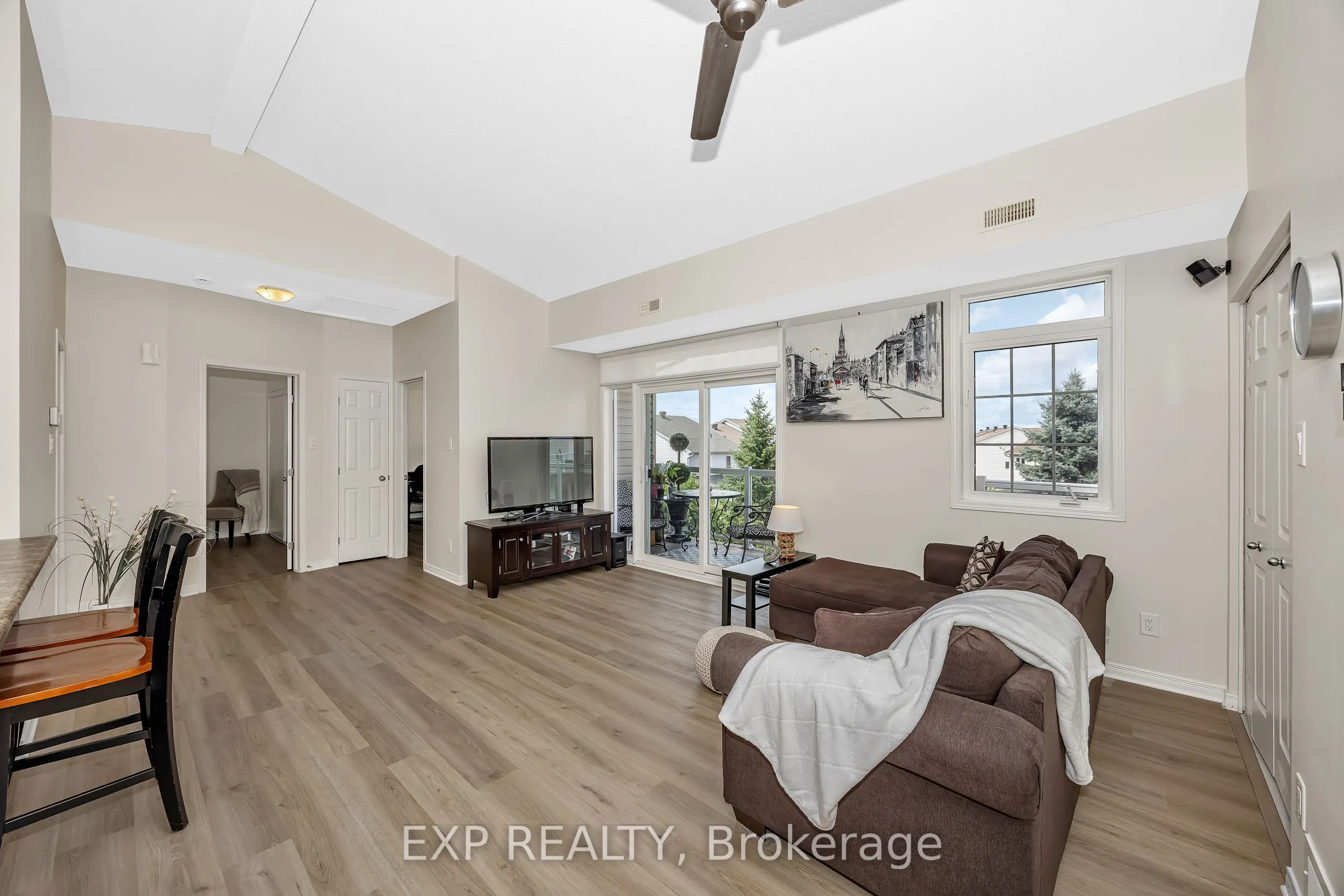 107 Artesa Private, #L