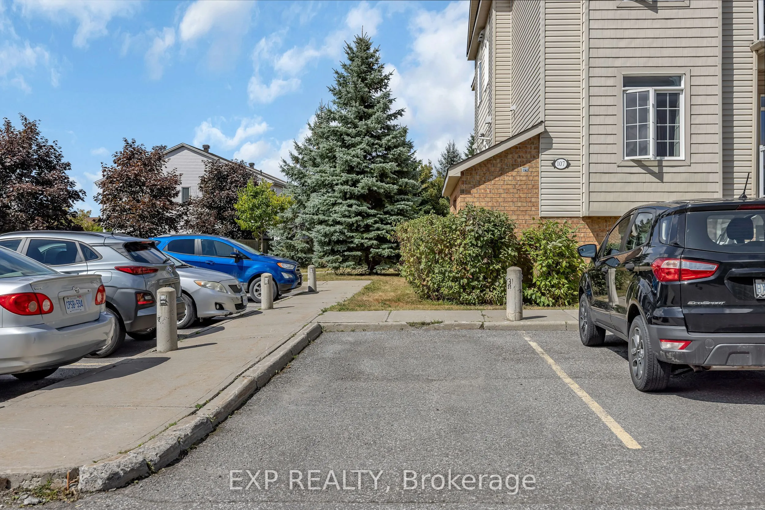 107 Artesa Private, #L
