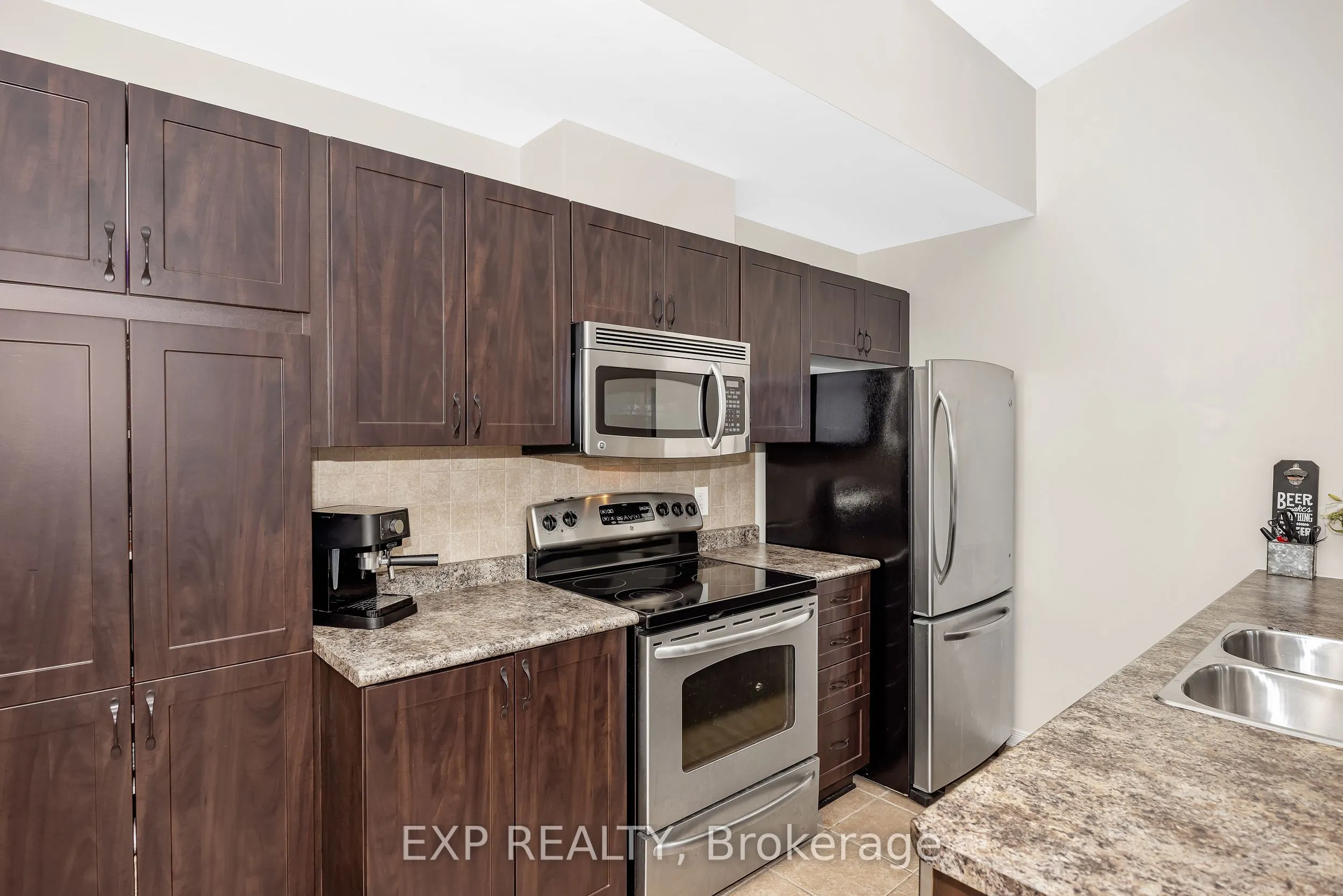 107 Artesa Private, #L
