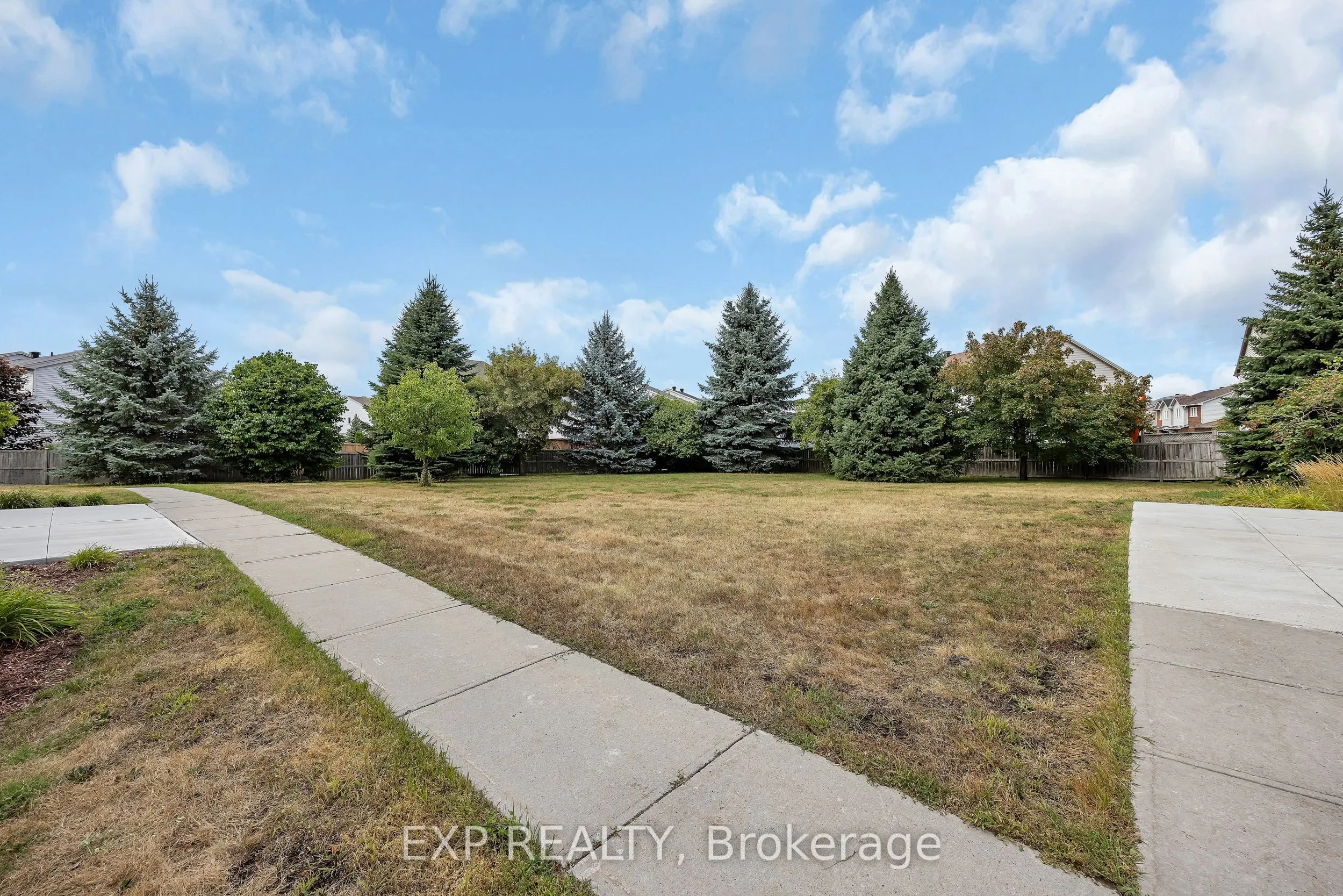 107 Artesa Private, #L