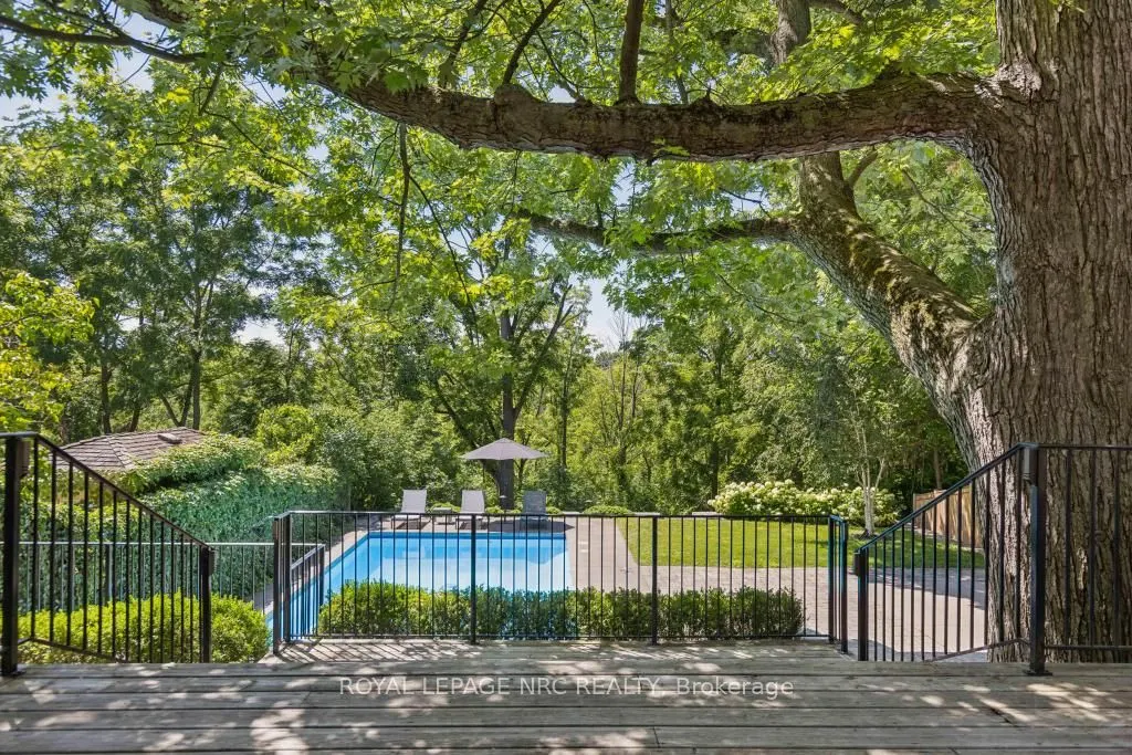 38 Hillcrest Avenue