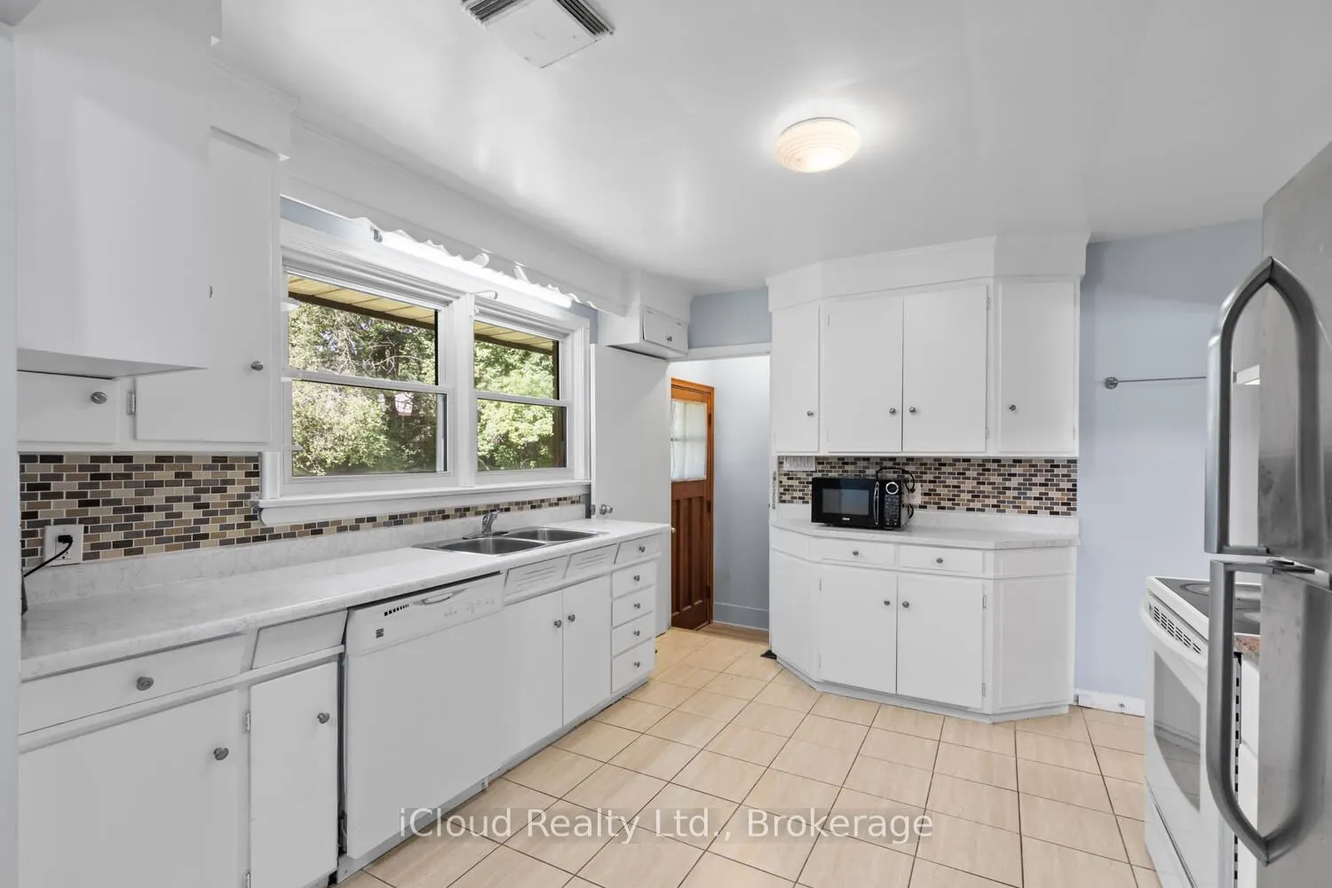 291 NEVILLE Drive