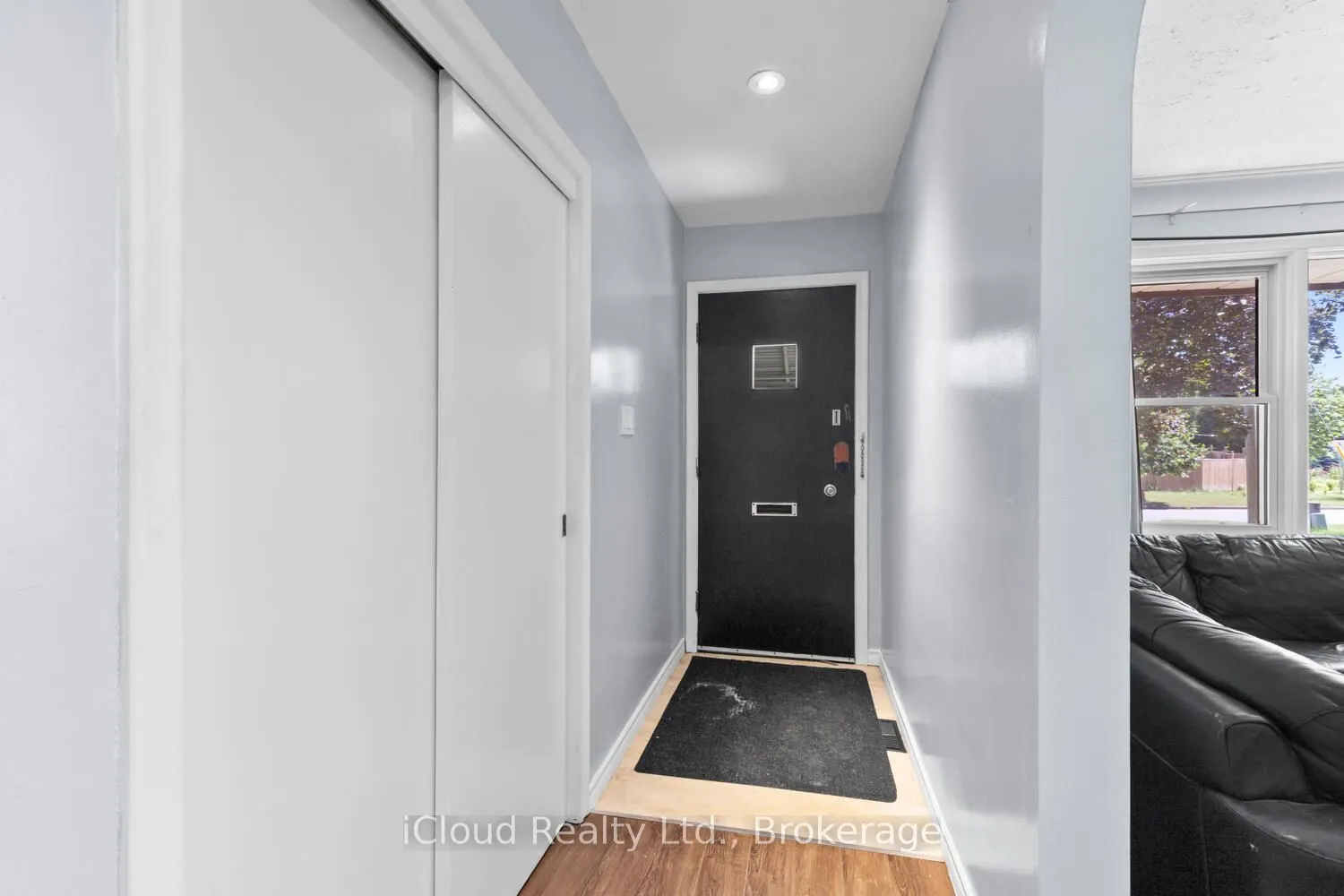 291 NEVILLE Drive