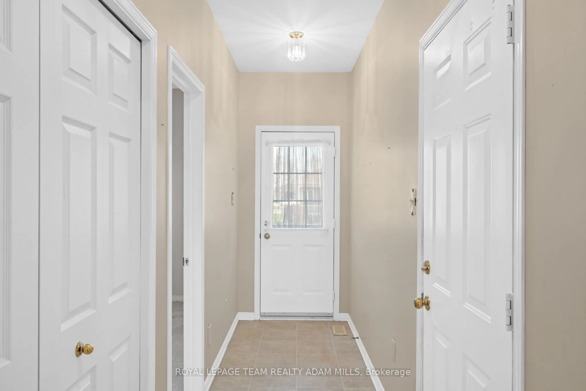 98 Patterson Crescent