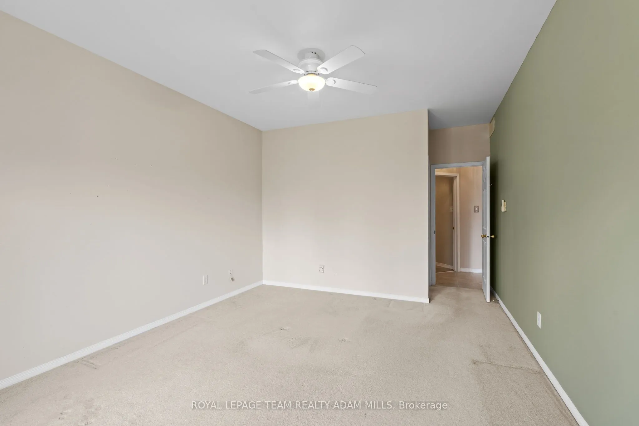 98 Patterson Crescent