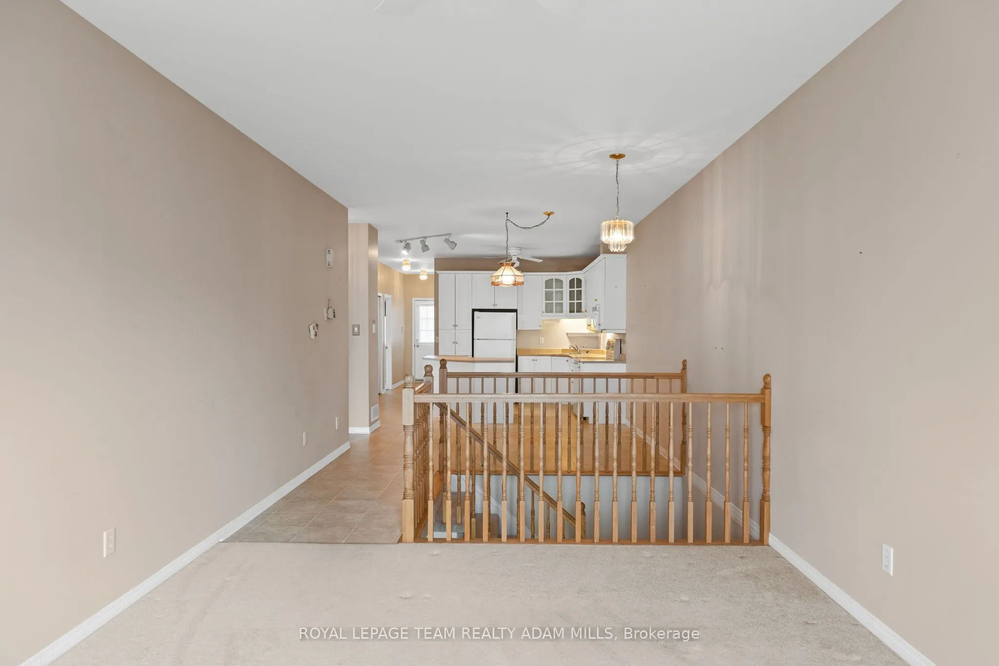 98 Patterson Crescent