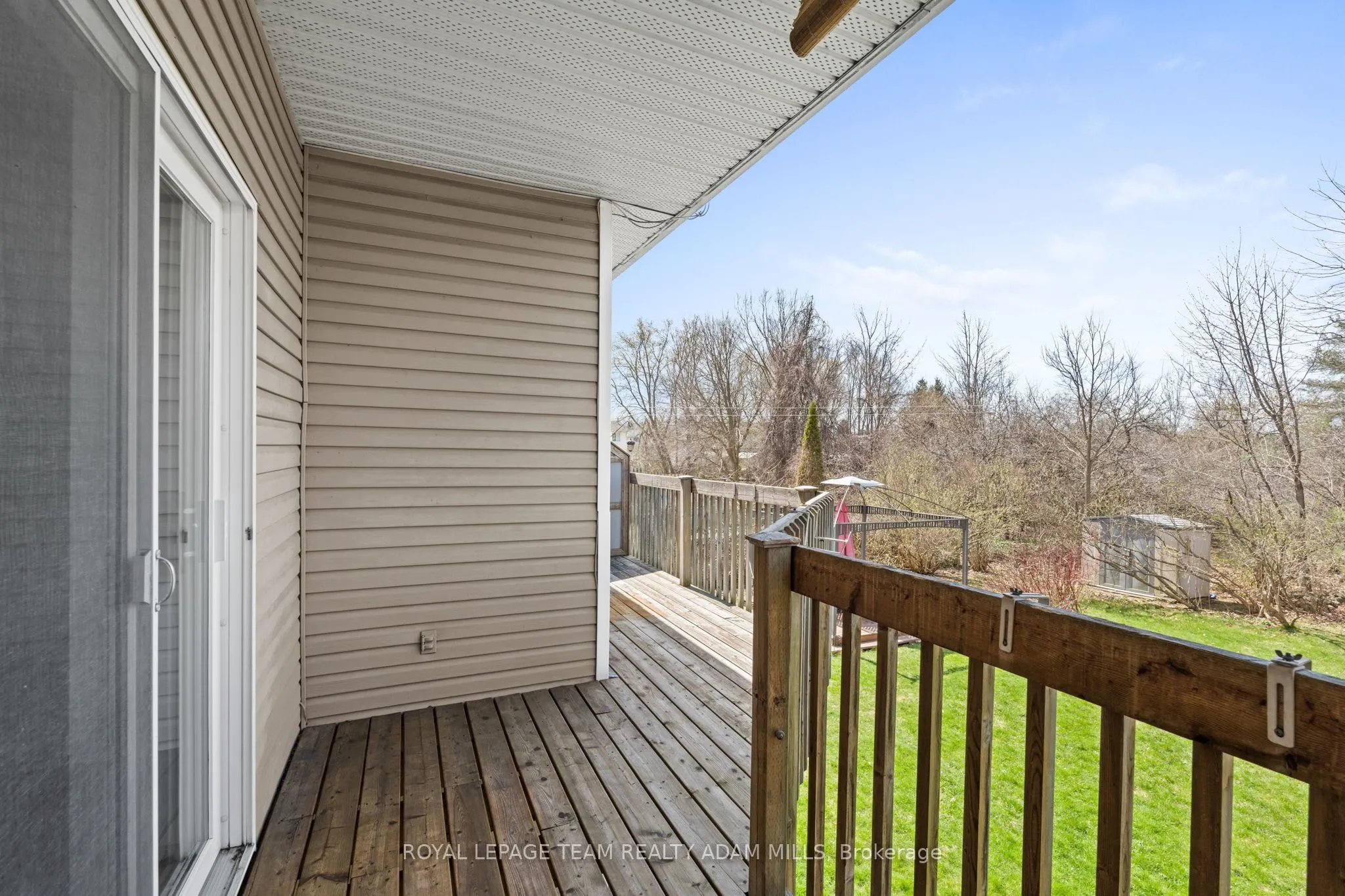 98 Patterson Crescent