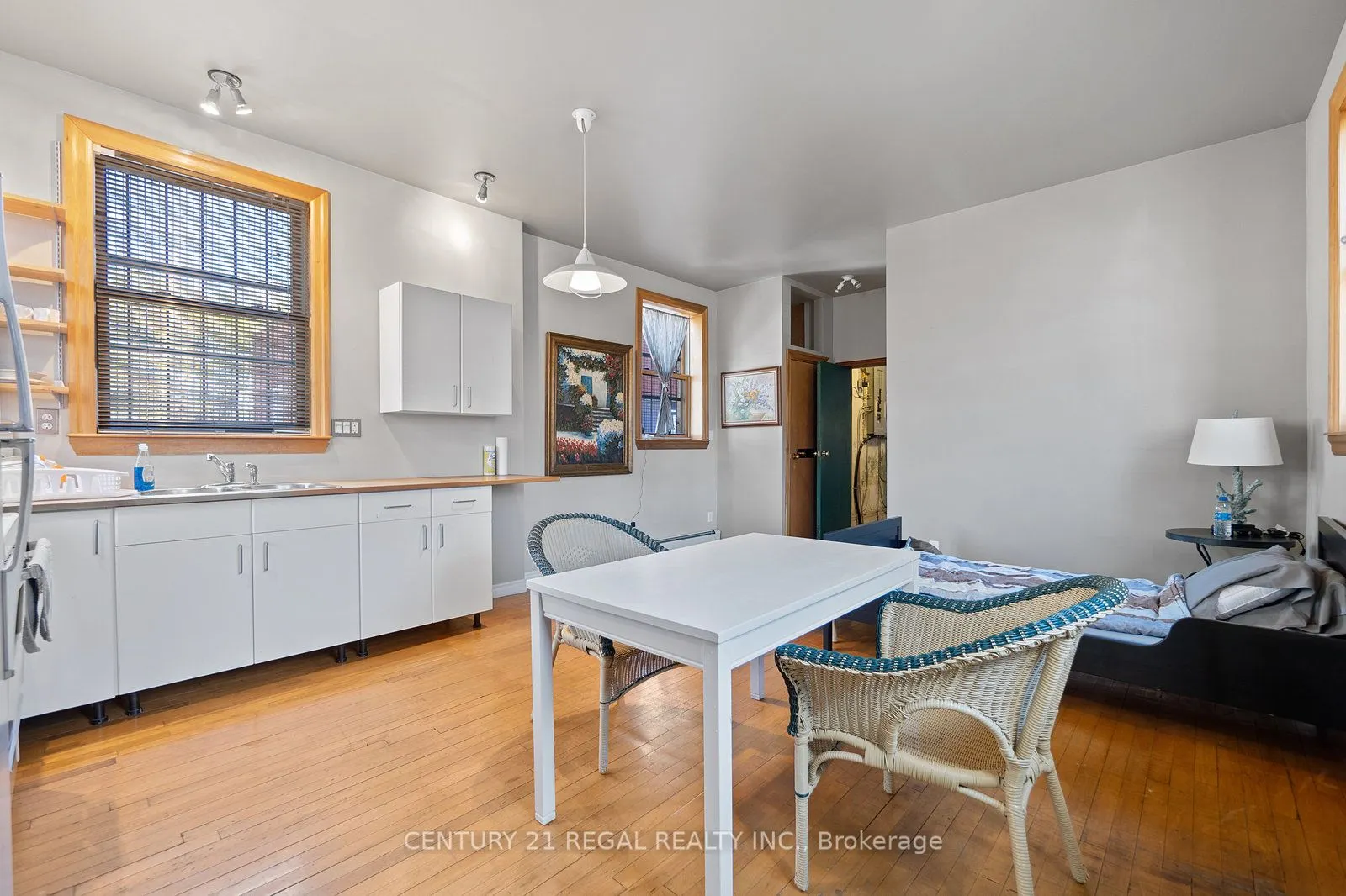 239 King Street E