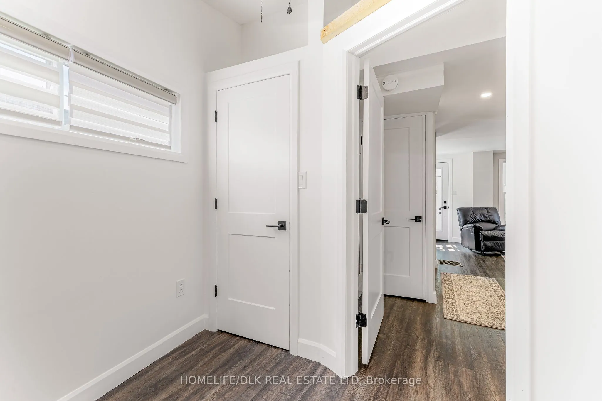 163 Pearl Street W