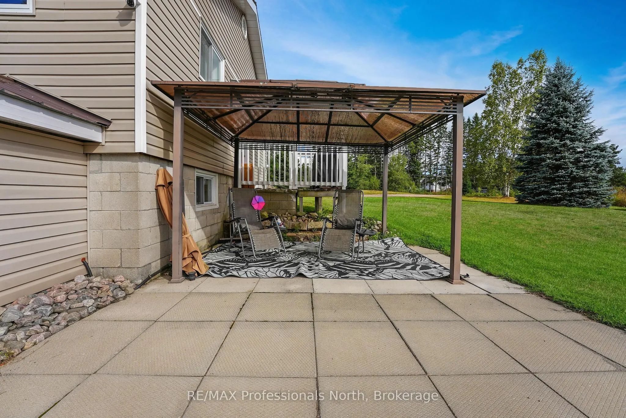 4072 Gelert Road